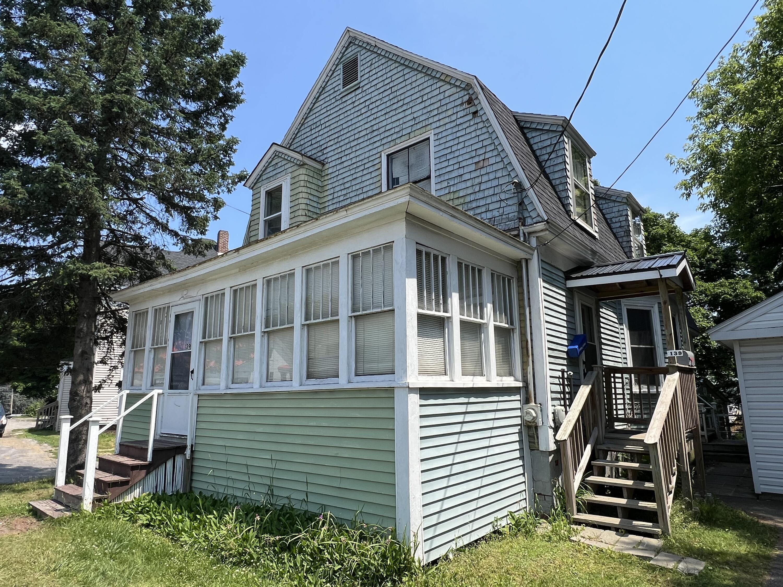 139 College Avenue Property Photo