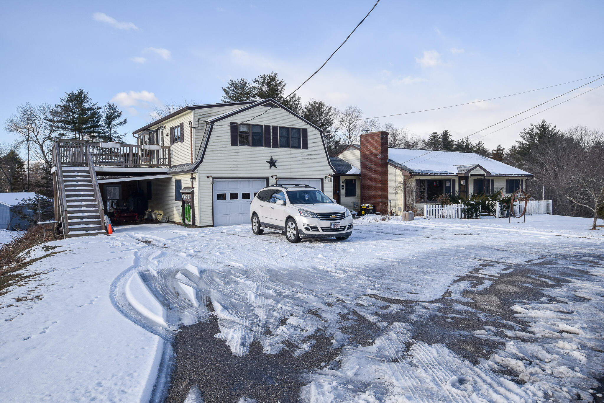 843 Goodwin Road Property Photo