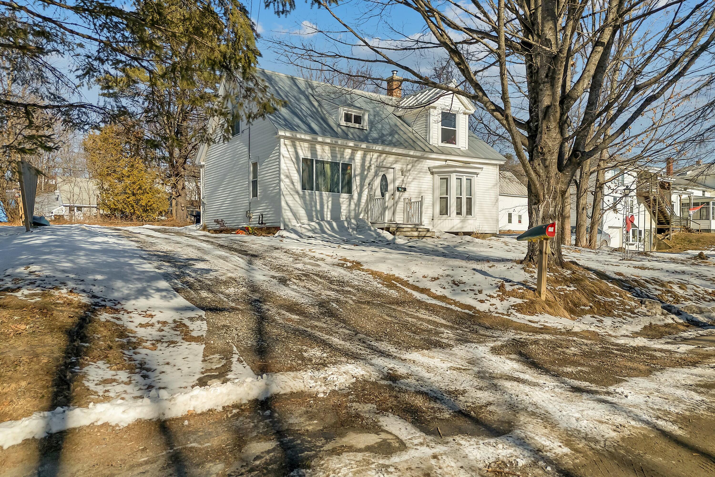 11 Spring Street Property Photo