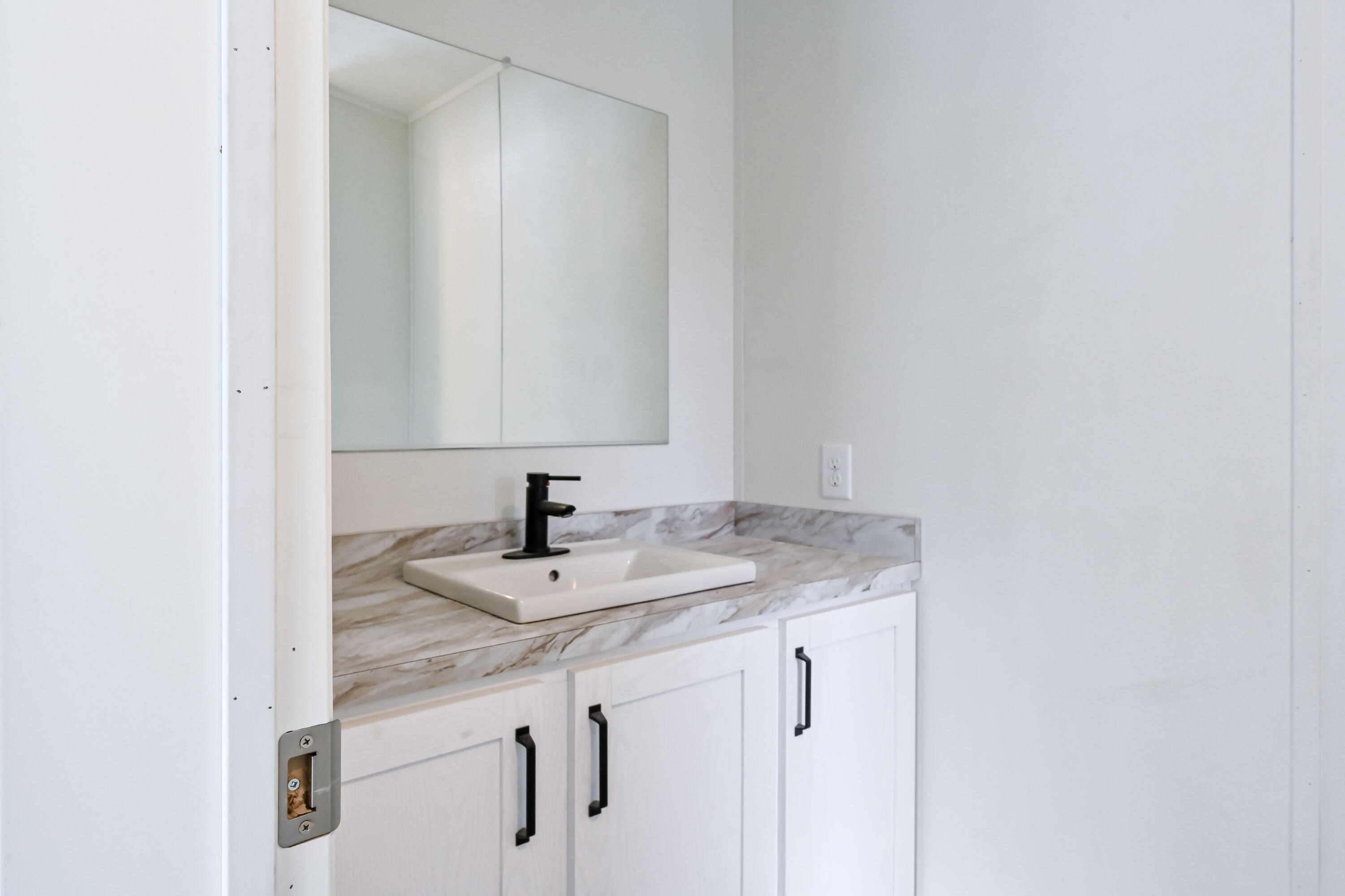 28 Montcalm Street Property Photo 12