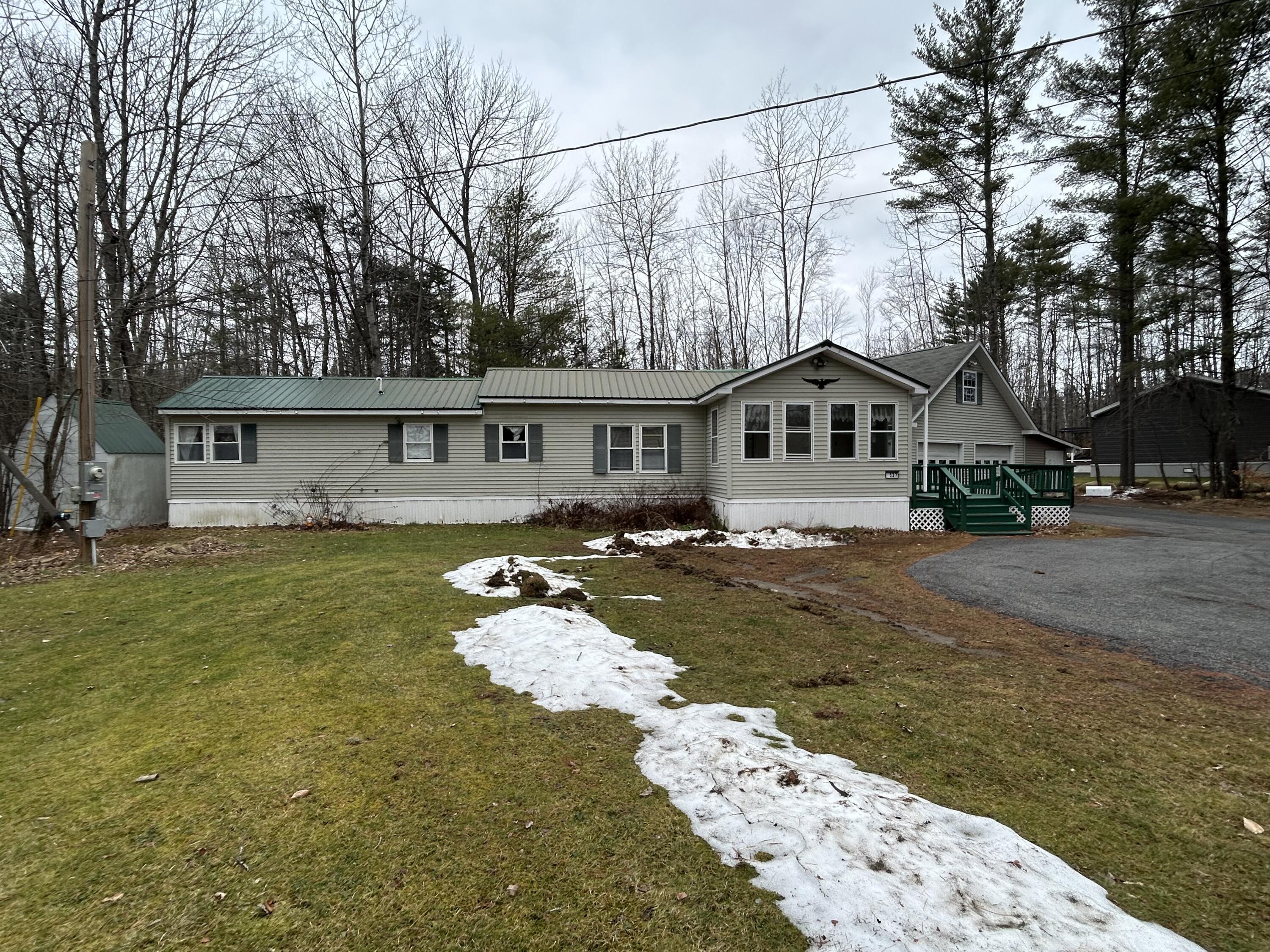 327 Middle Road Property Photo