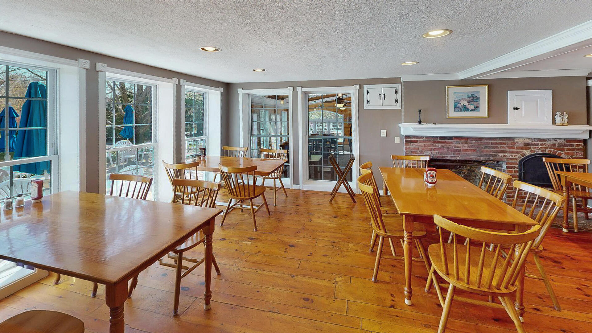 557 Coles Hill Road Property Photo 6