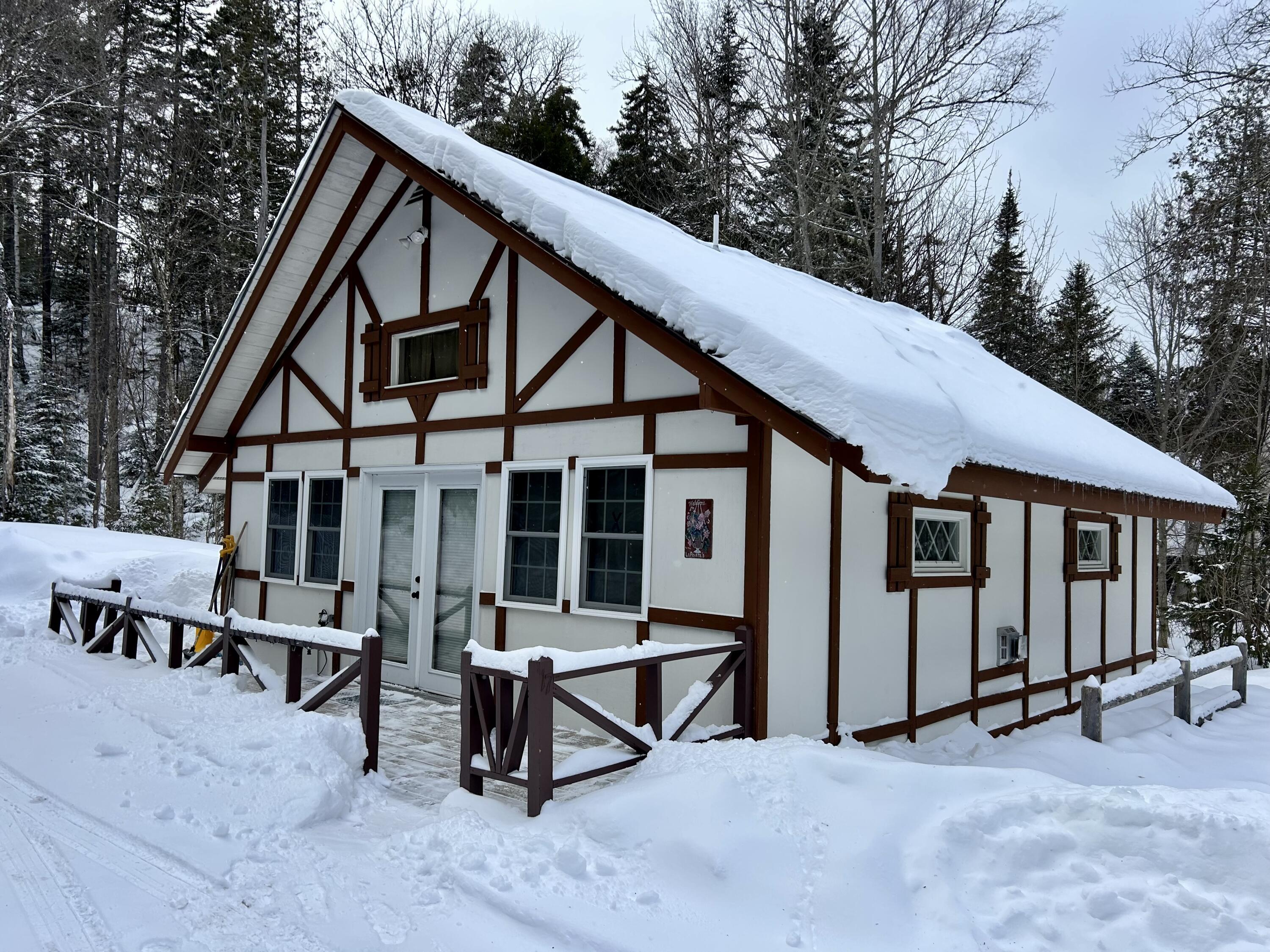 17 Stoney Brook Road Property Photo