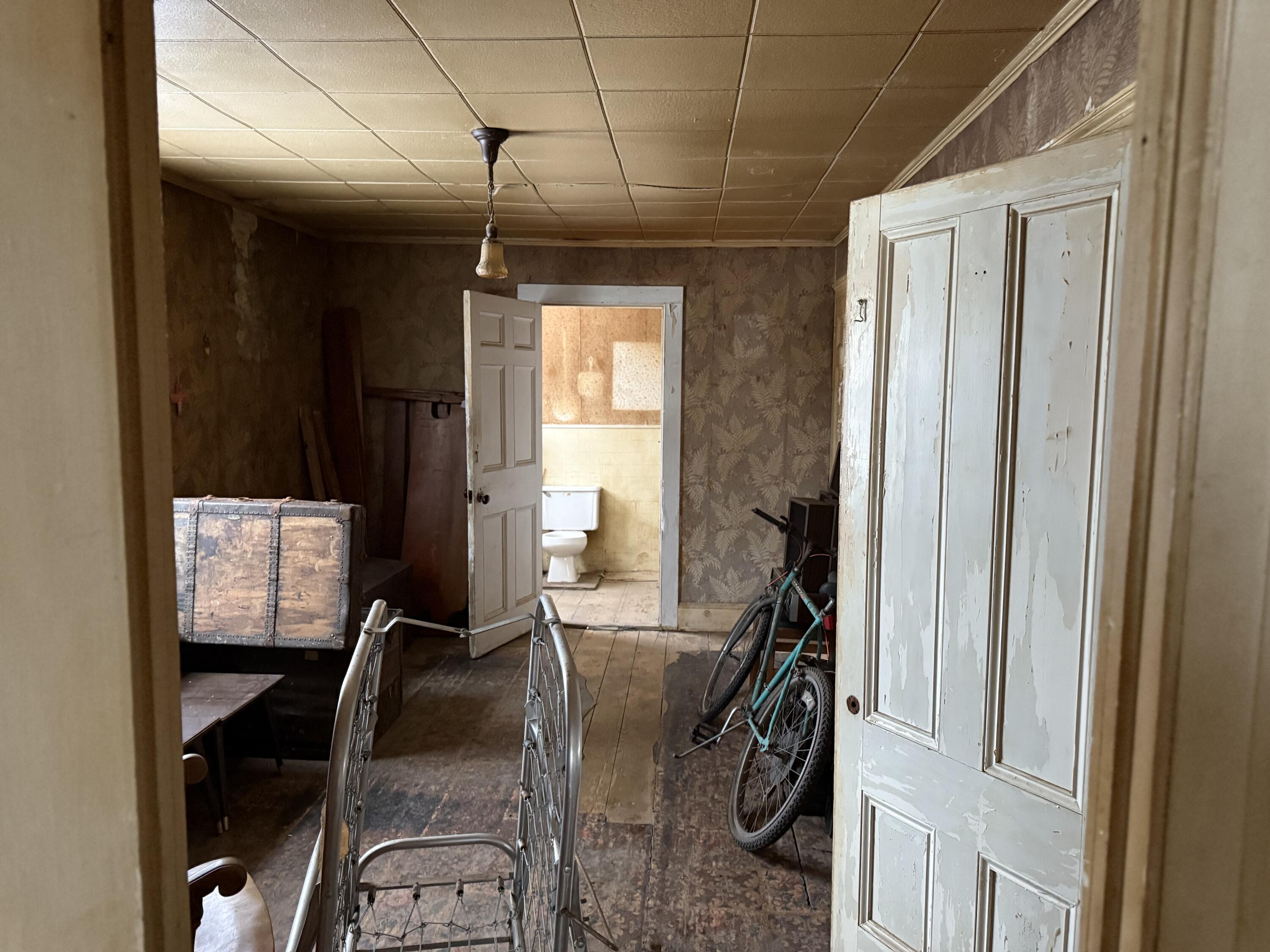 52 Main Street Property Photo 12