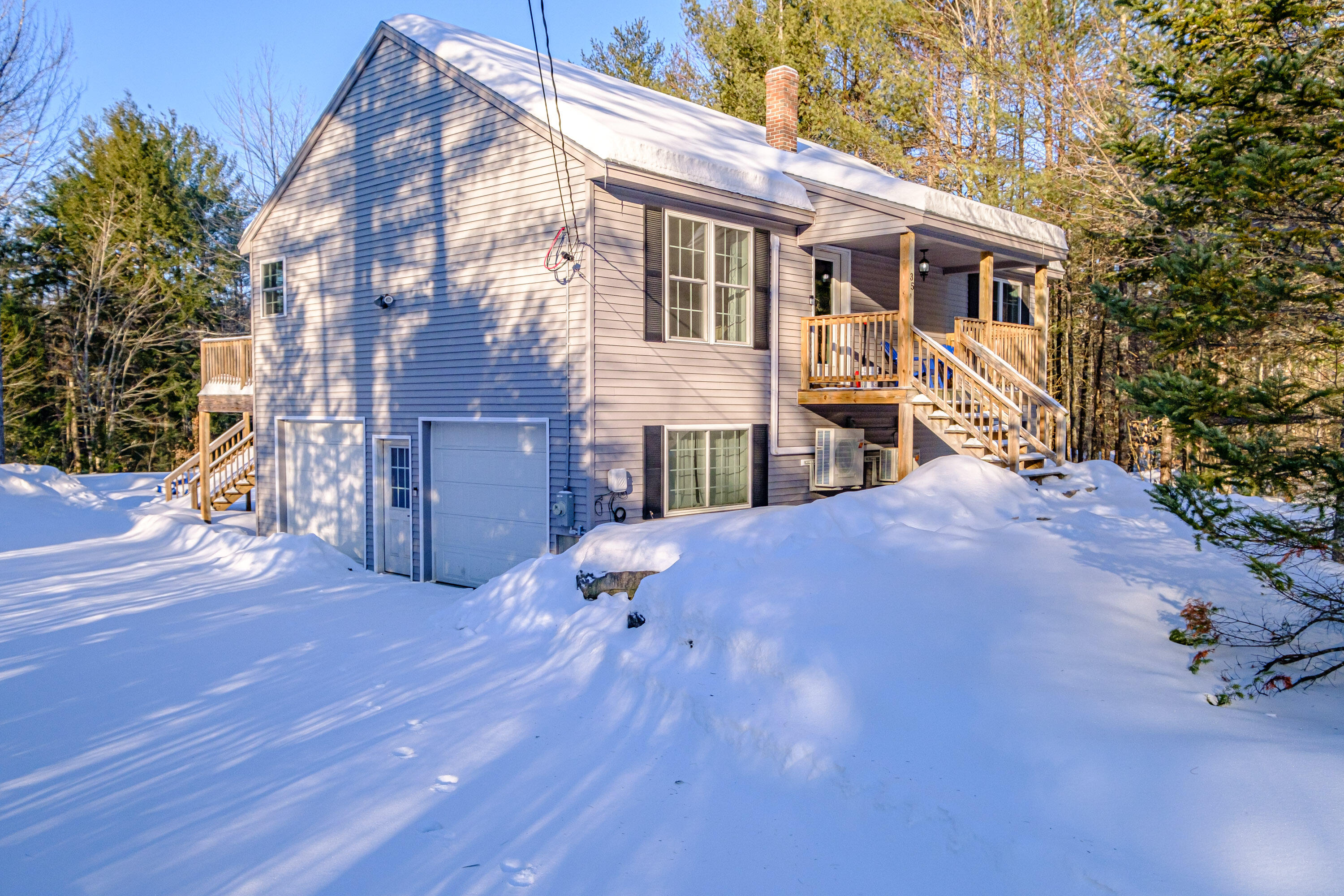 35 Stonehedge Drive Property Photo