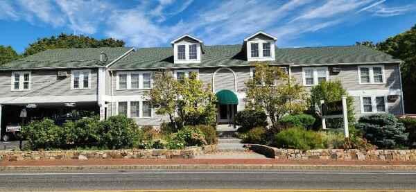 298 Main Street Property Photo