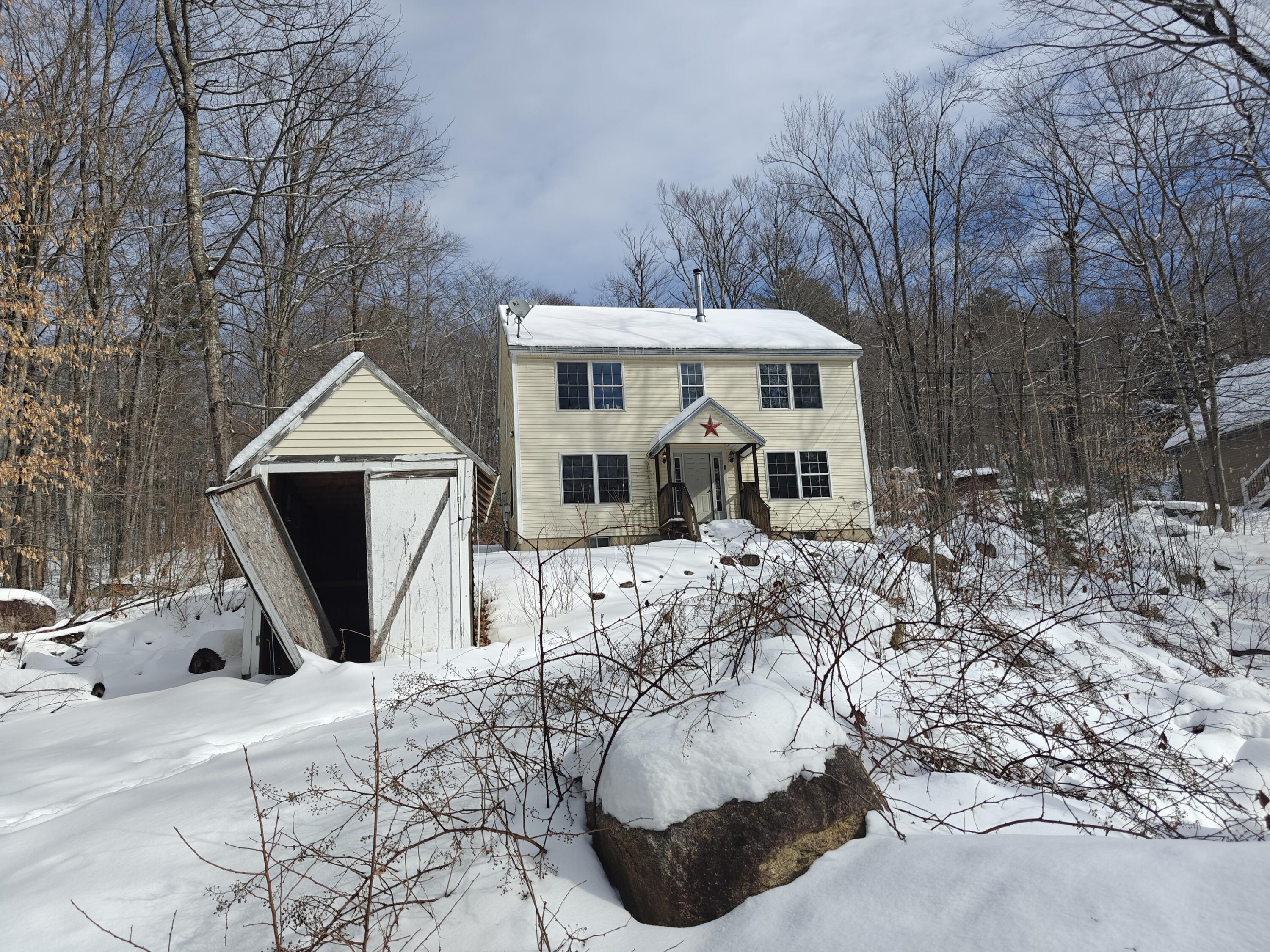49 Lakeview Drive Property Photo