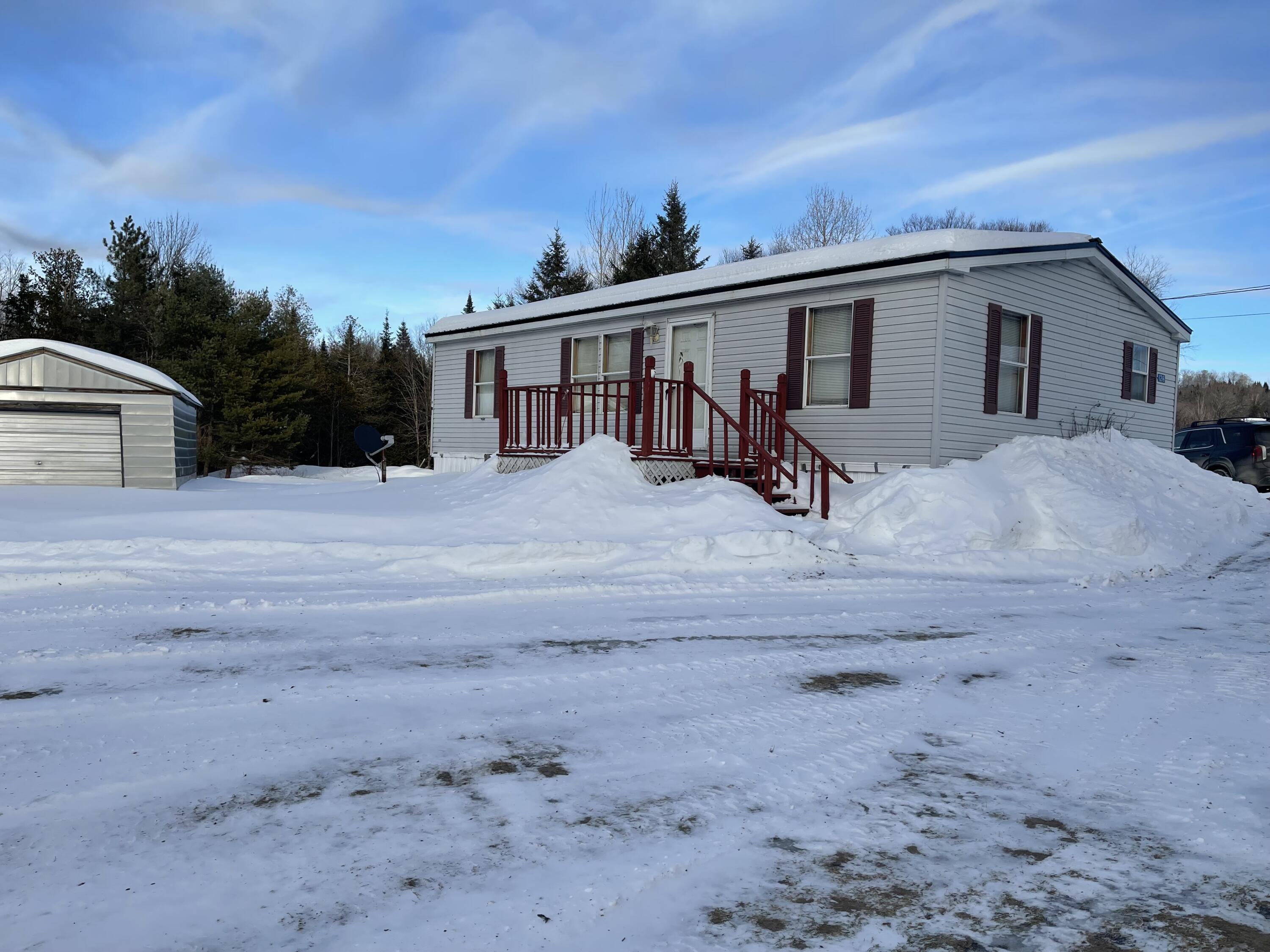122 Thompson Settlement Road Property Photo
