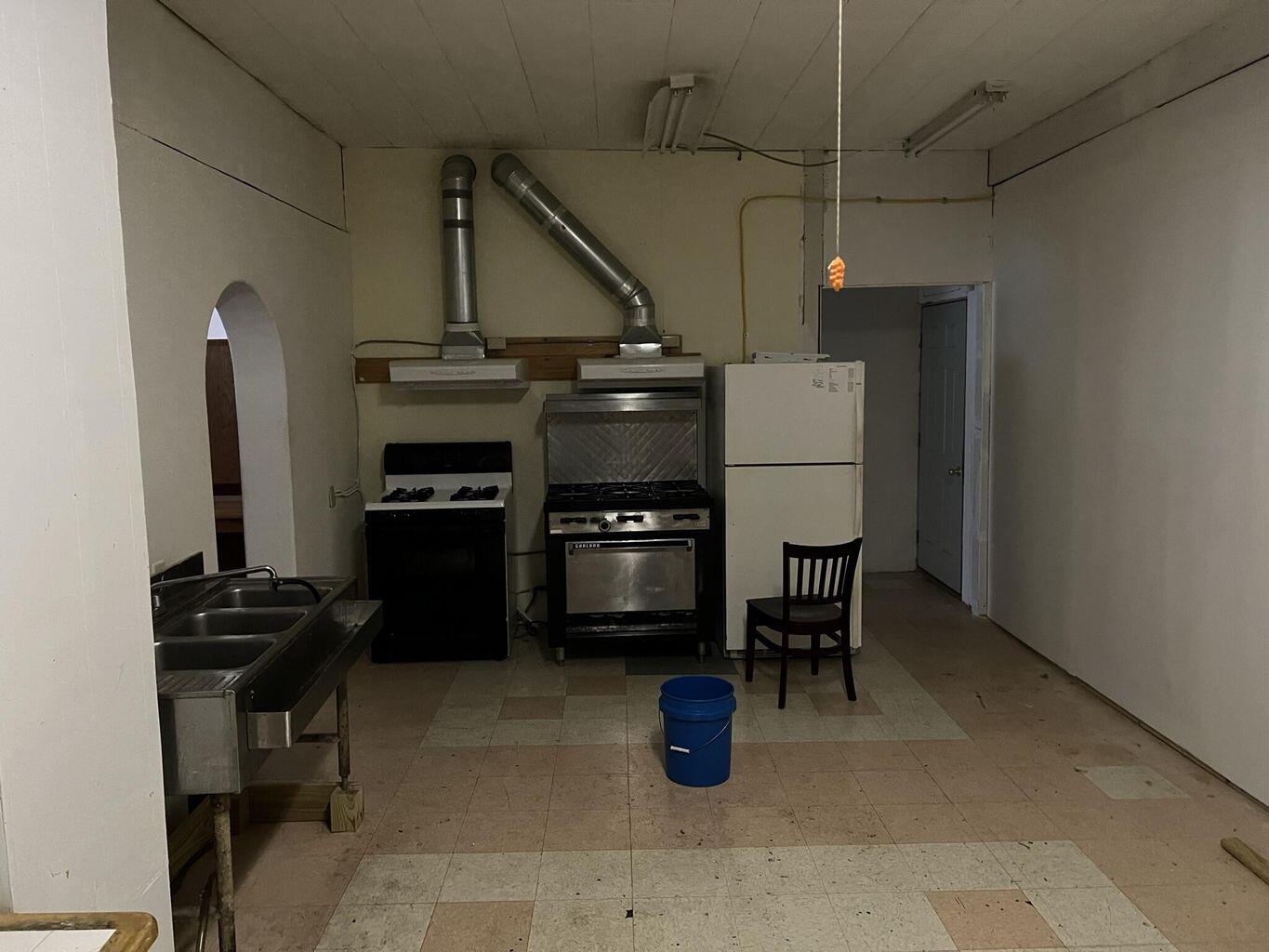 96 Penobscot Avenue Property Photo 14