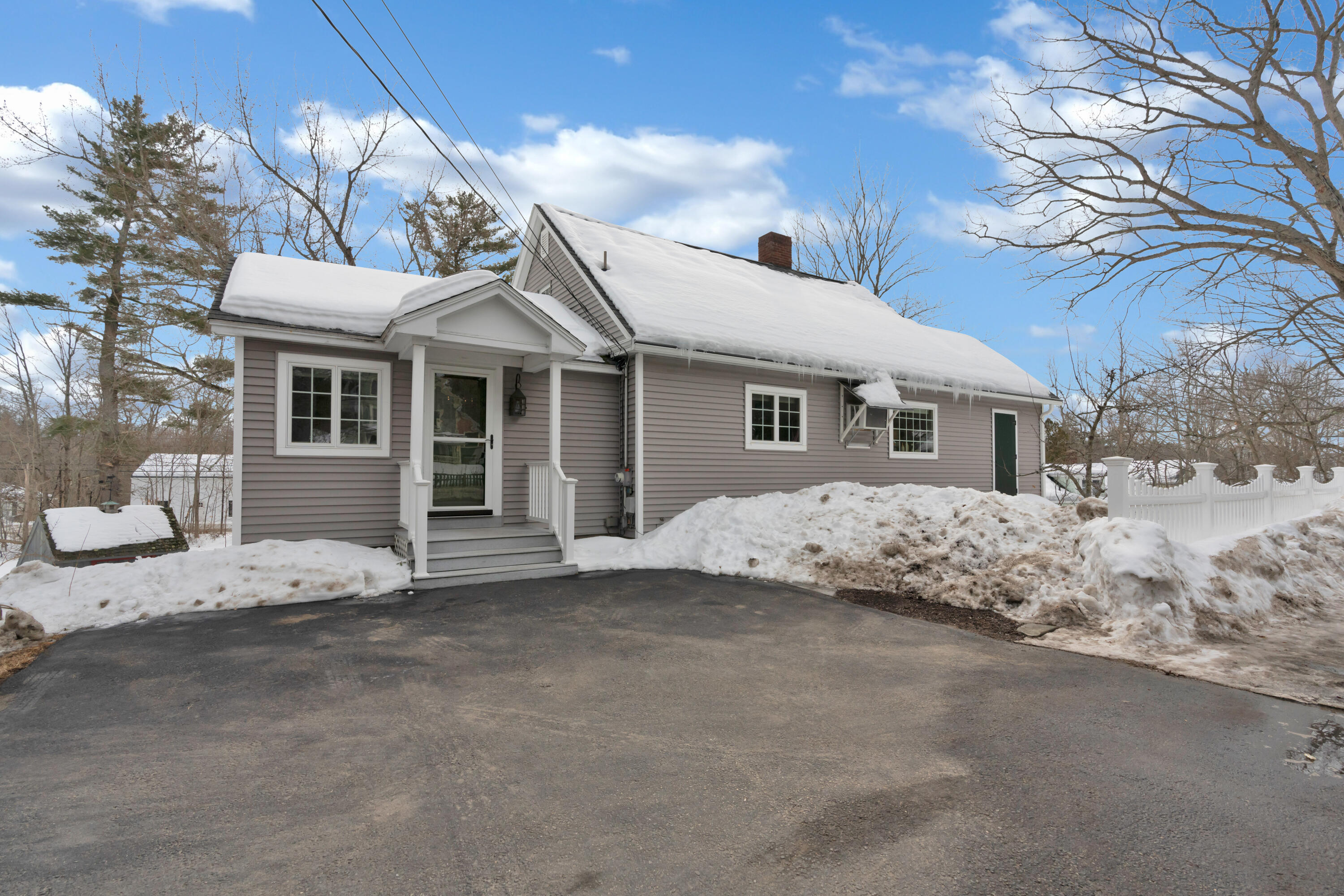 66 Oak Street Property Photo