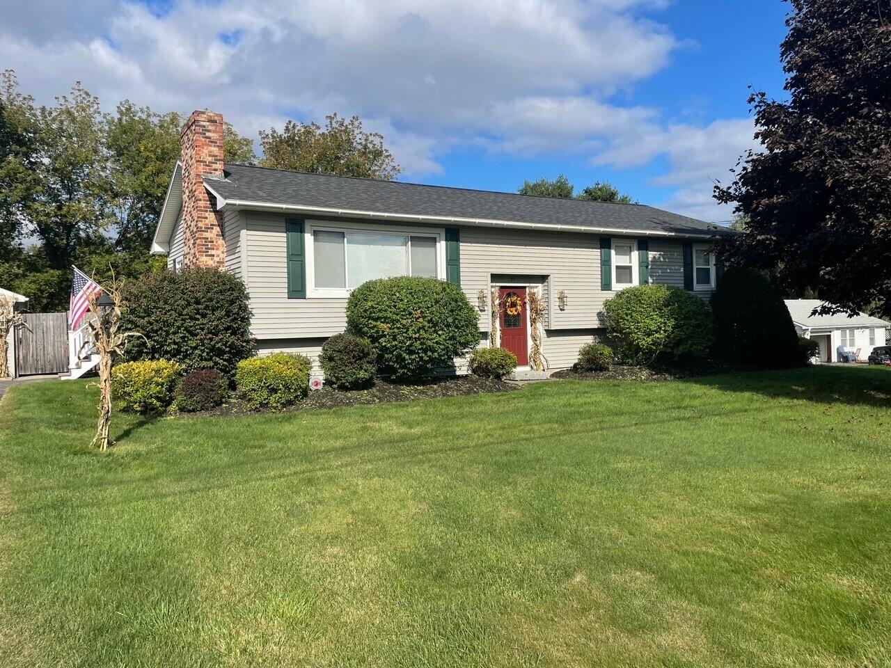 21 Booker Avenue Property Photo
