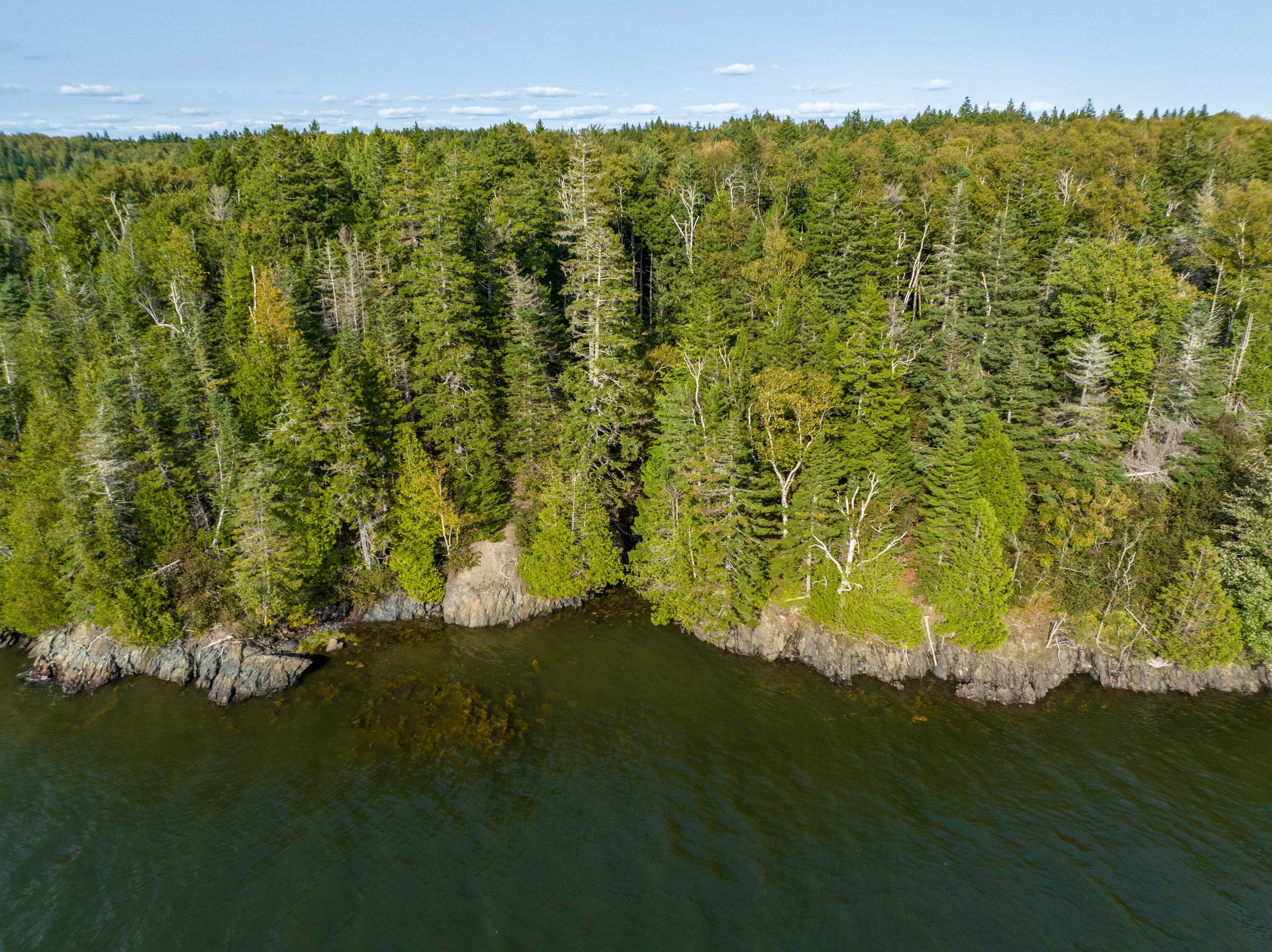M11 L15 N Lubec Road Property Photo 4