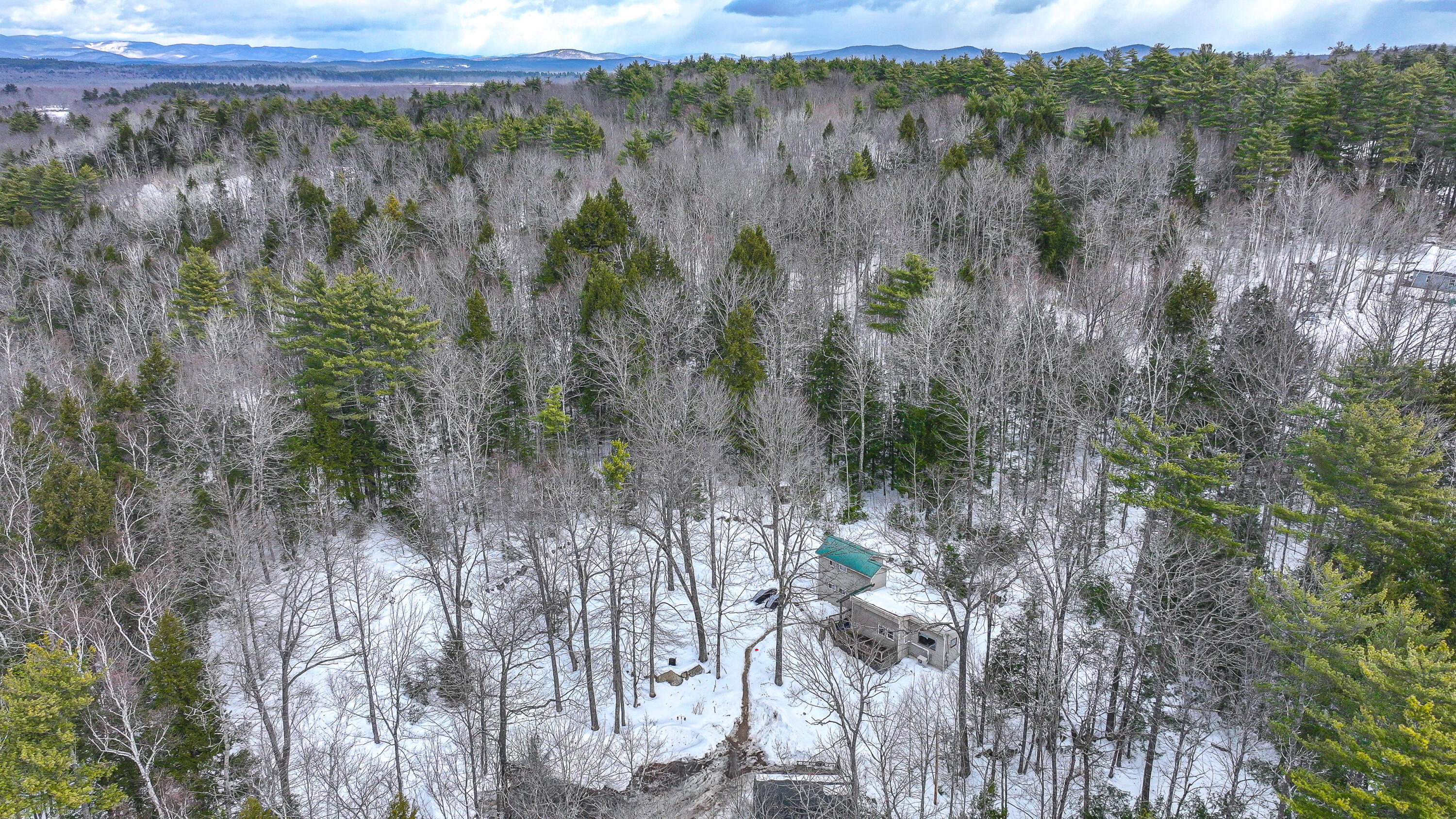 270 Bog Pond Road Property Photo
