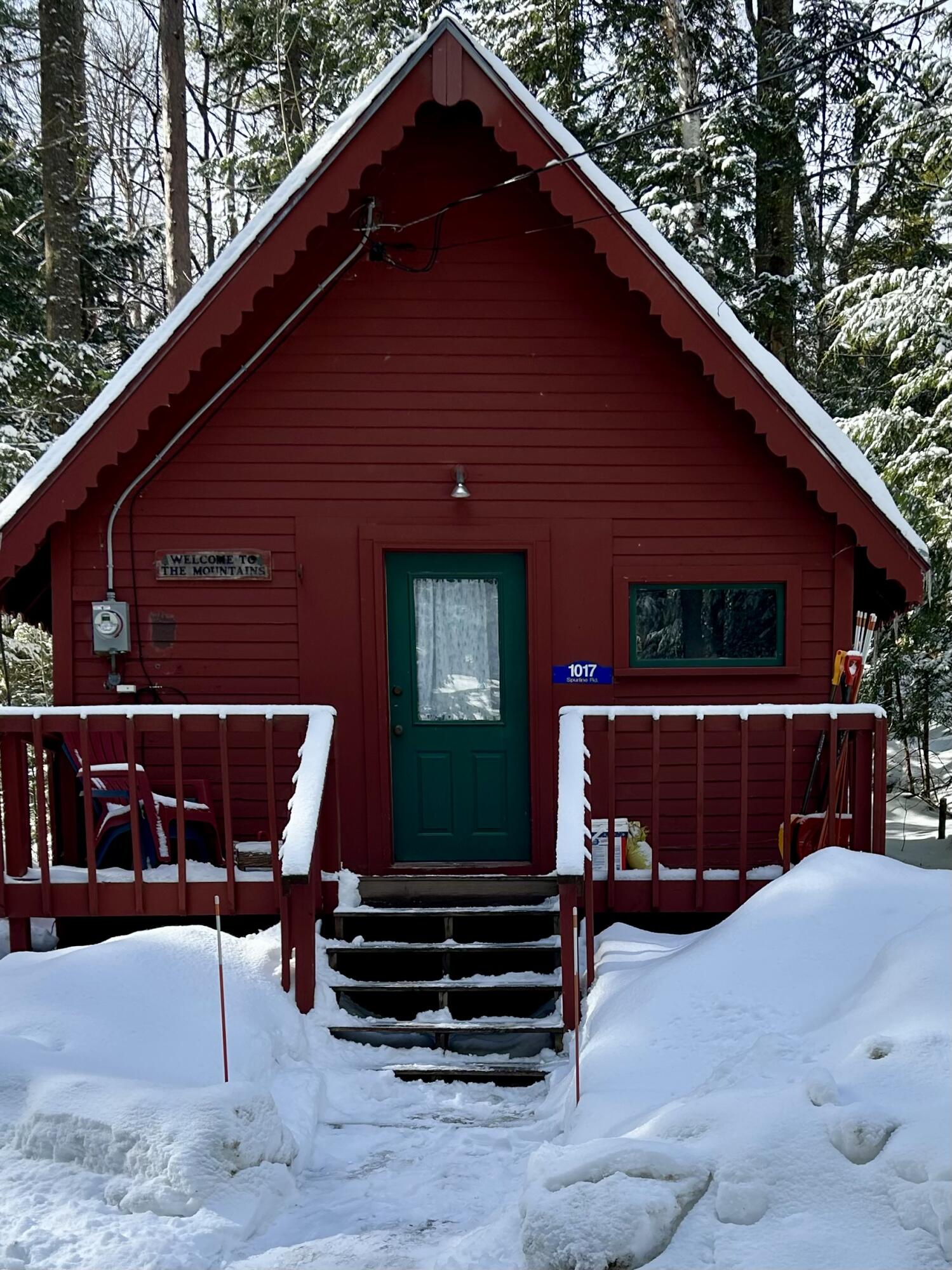 1017 Spurline Road Property Photo