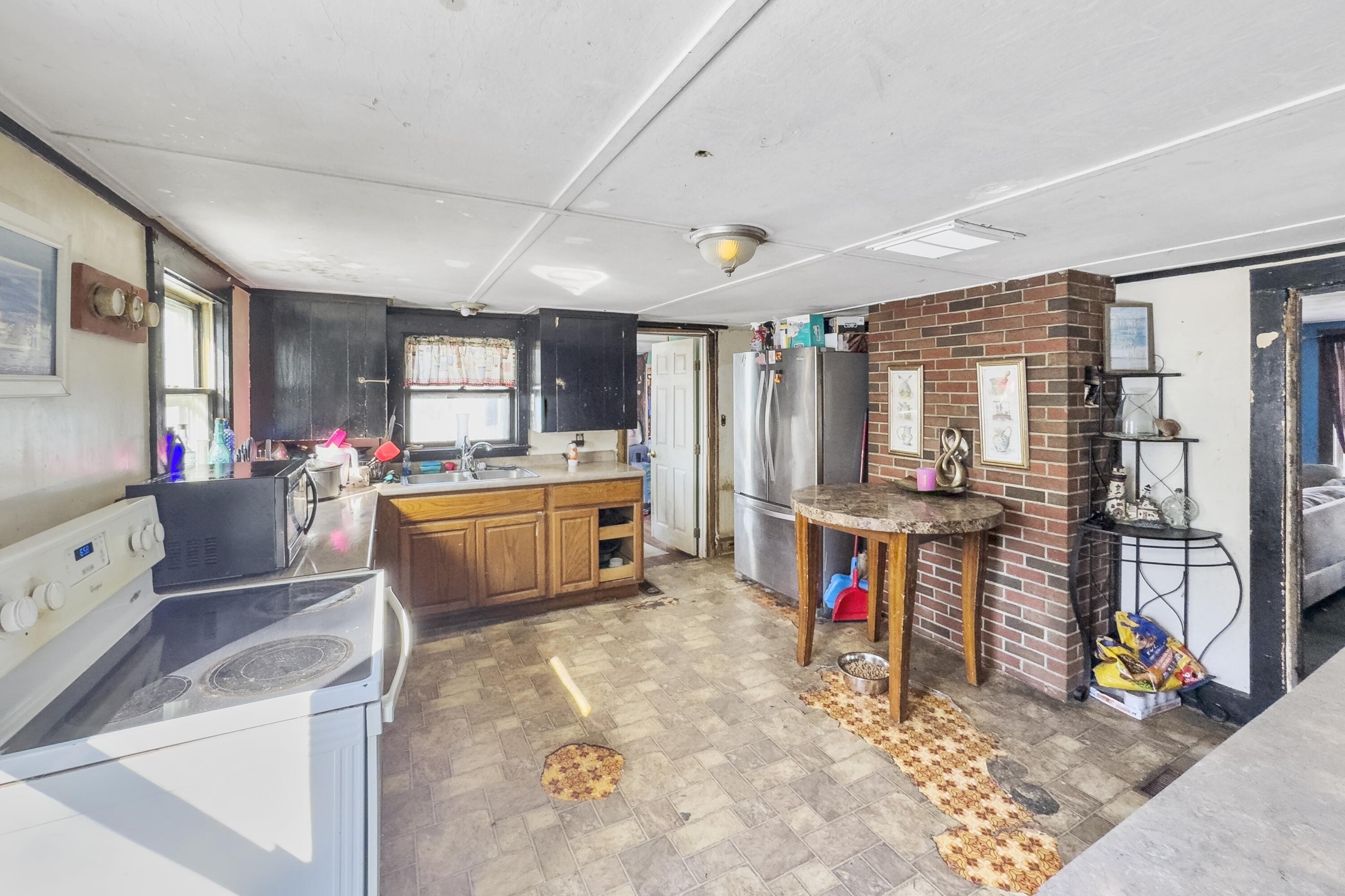 102 Beechwood Street Property Photo 6