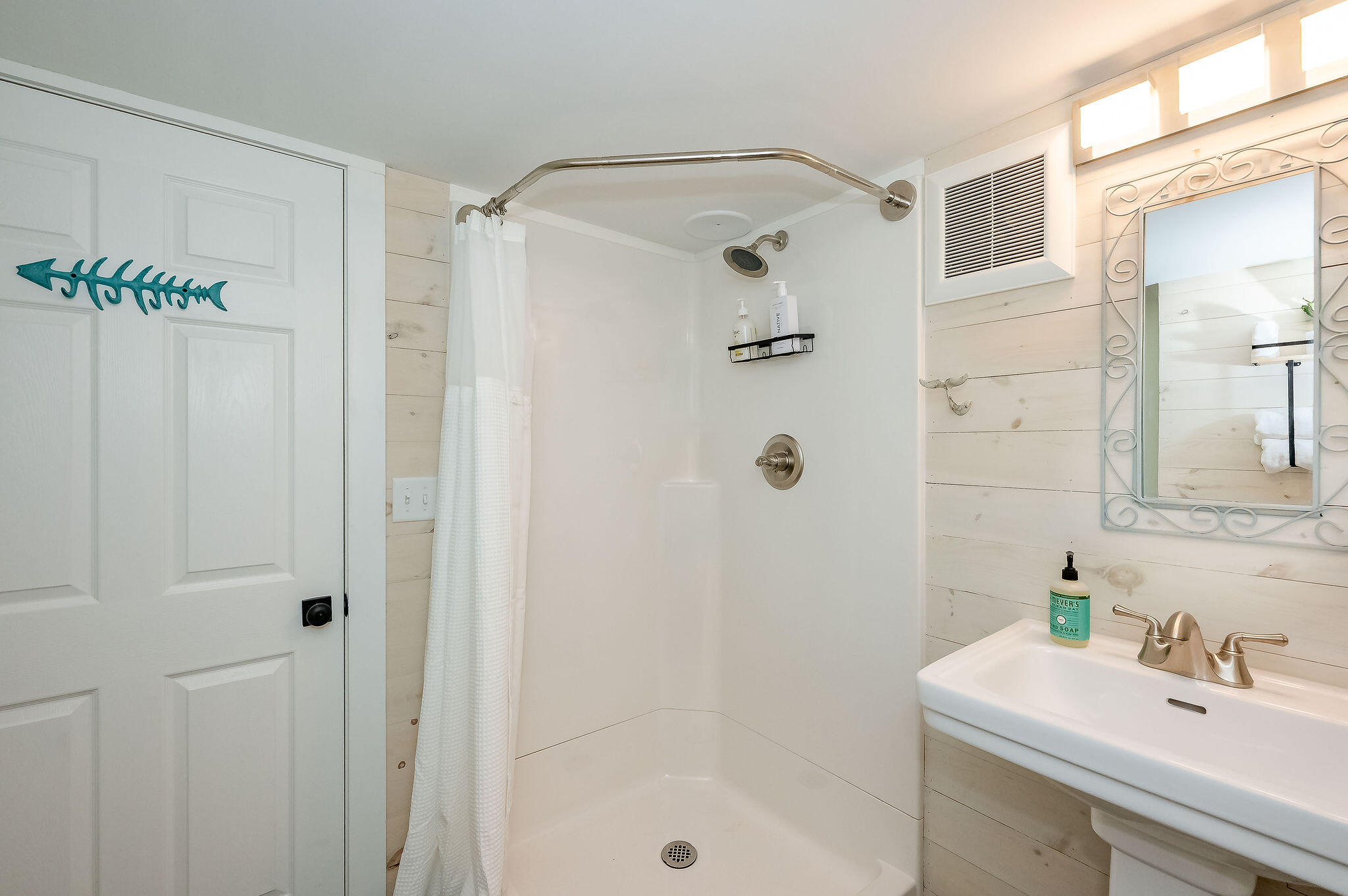 281 York Street Property Photo 36
