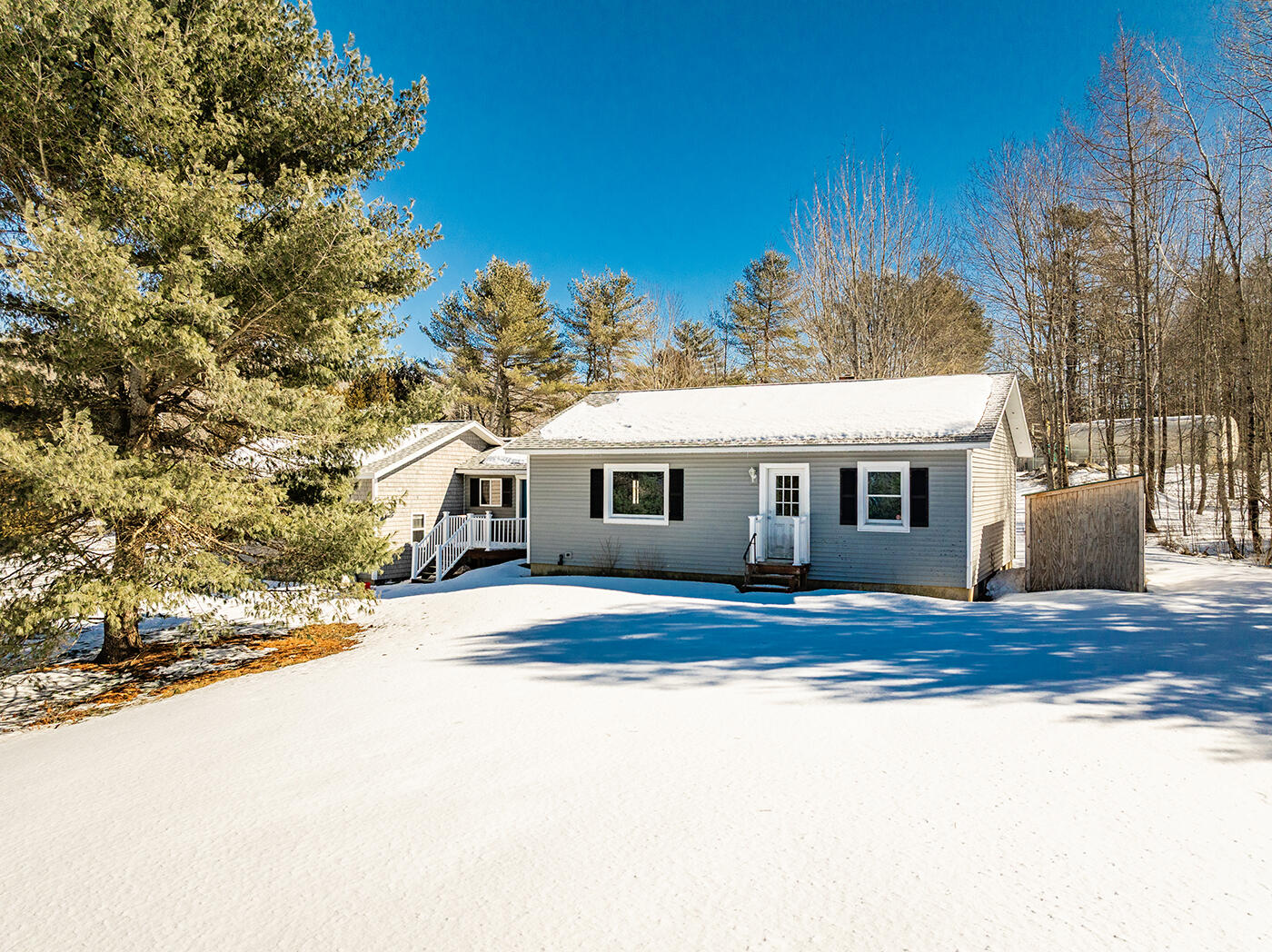 626 Rockland Street Property Photo