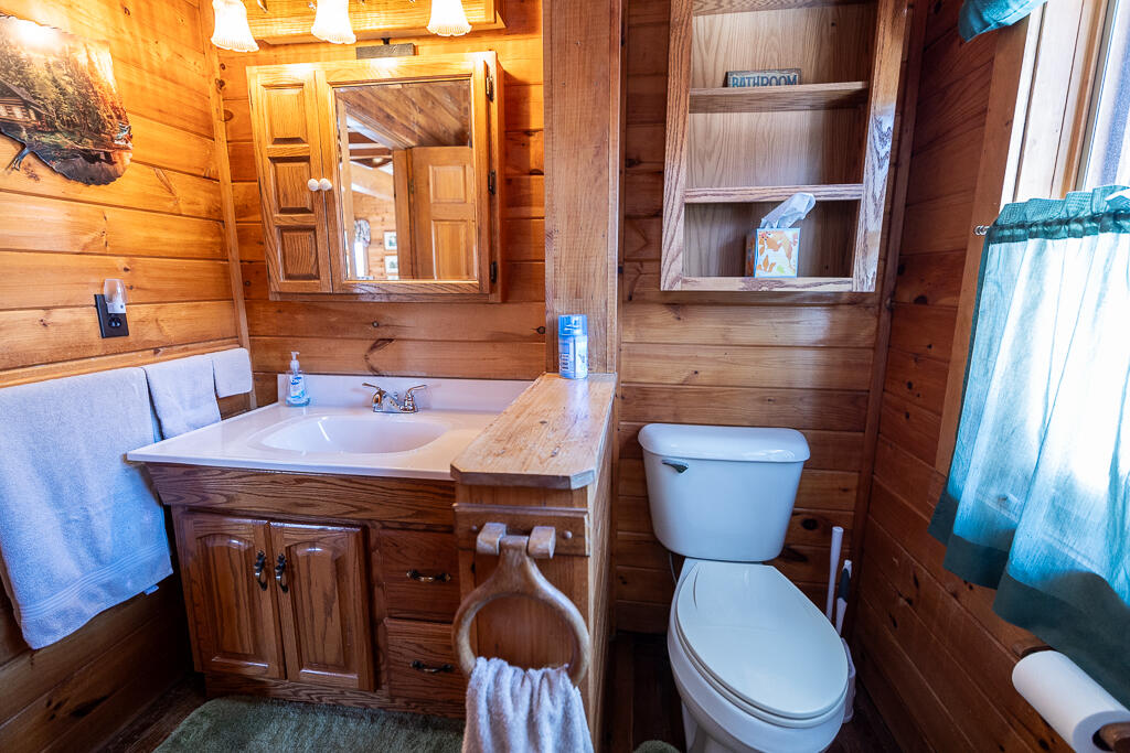 112 Ledge Road Property Photo 7