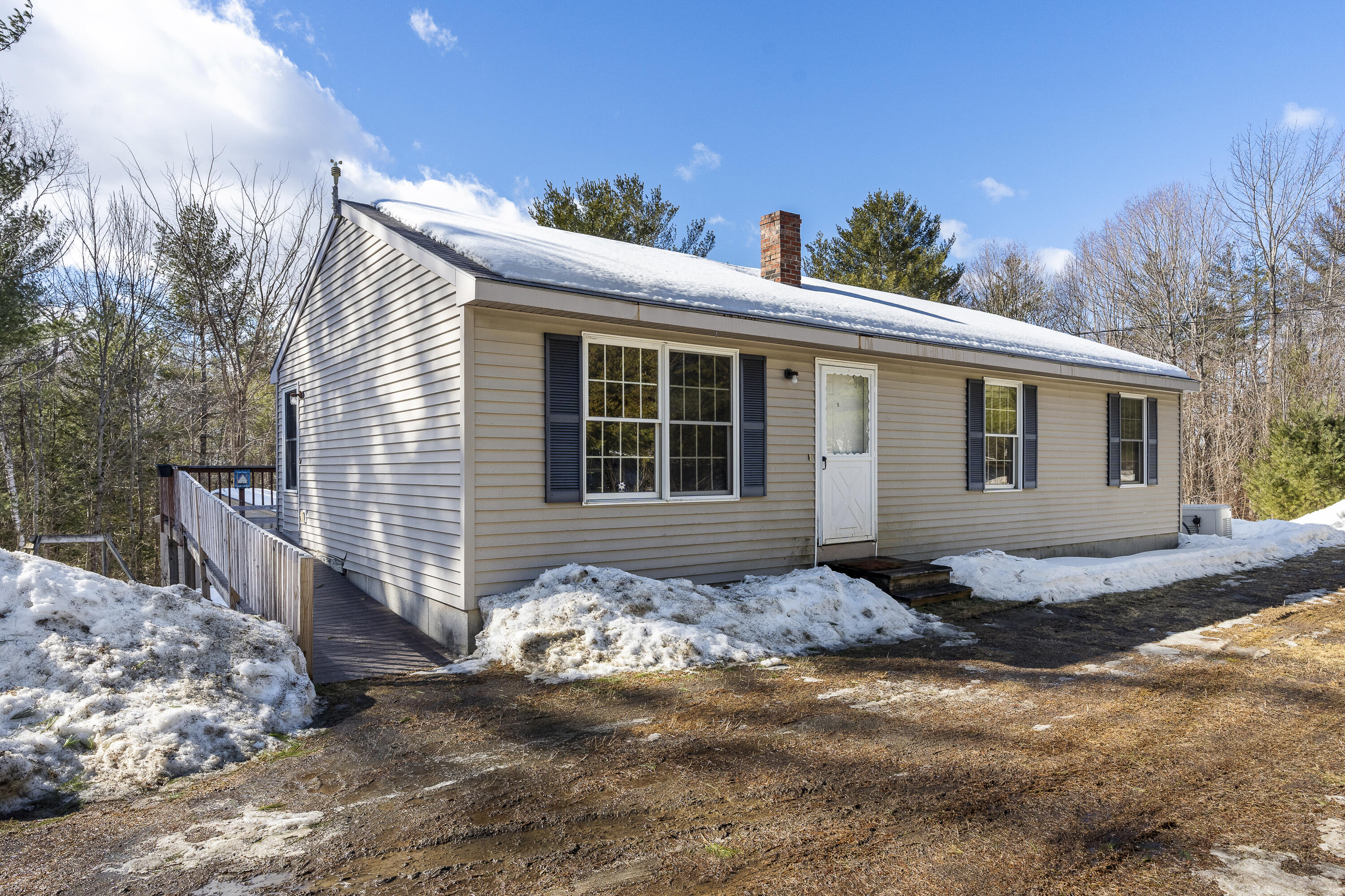 1992 North Road Property Photo