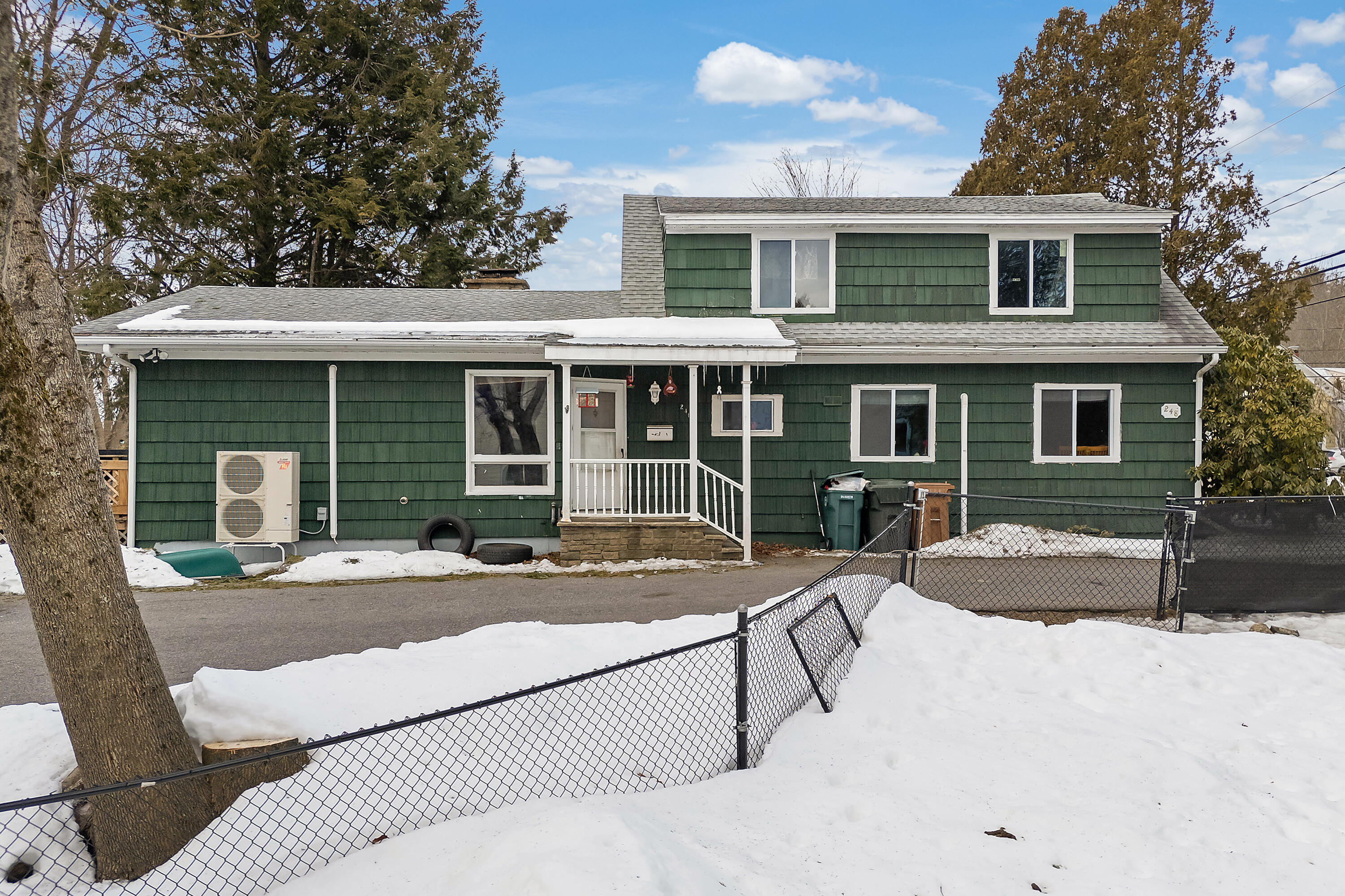 248 Lincoln Street Property Photo 1