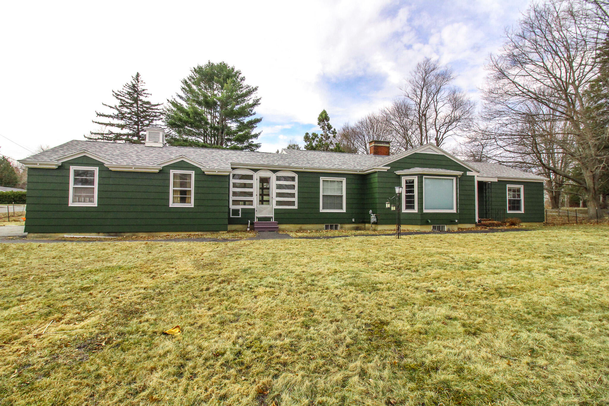 269 Main Street Property Photo