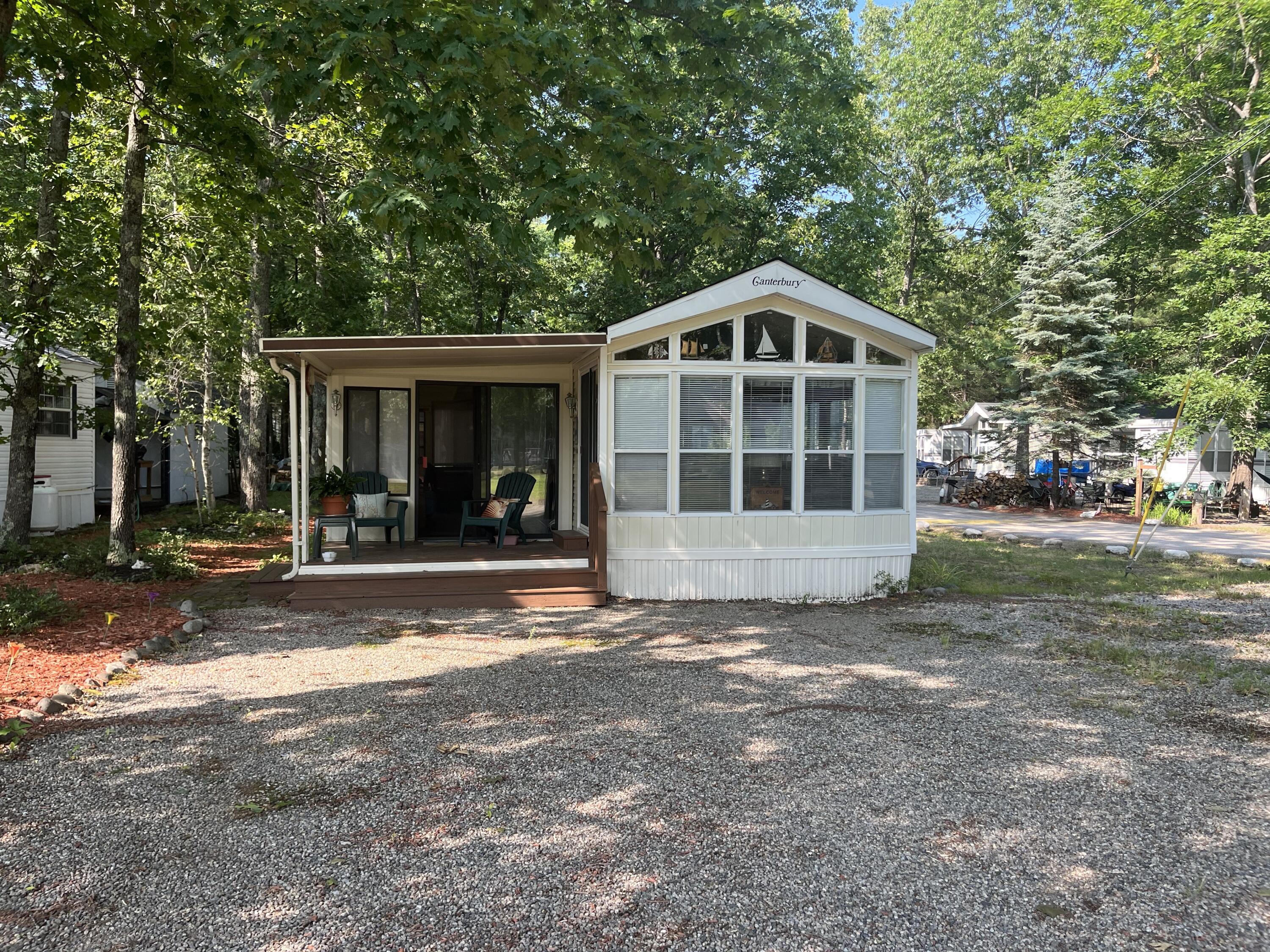 1 Robinson Way Property Photo
