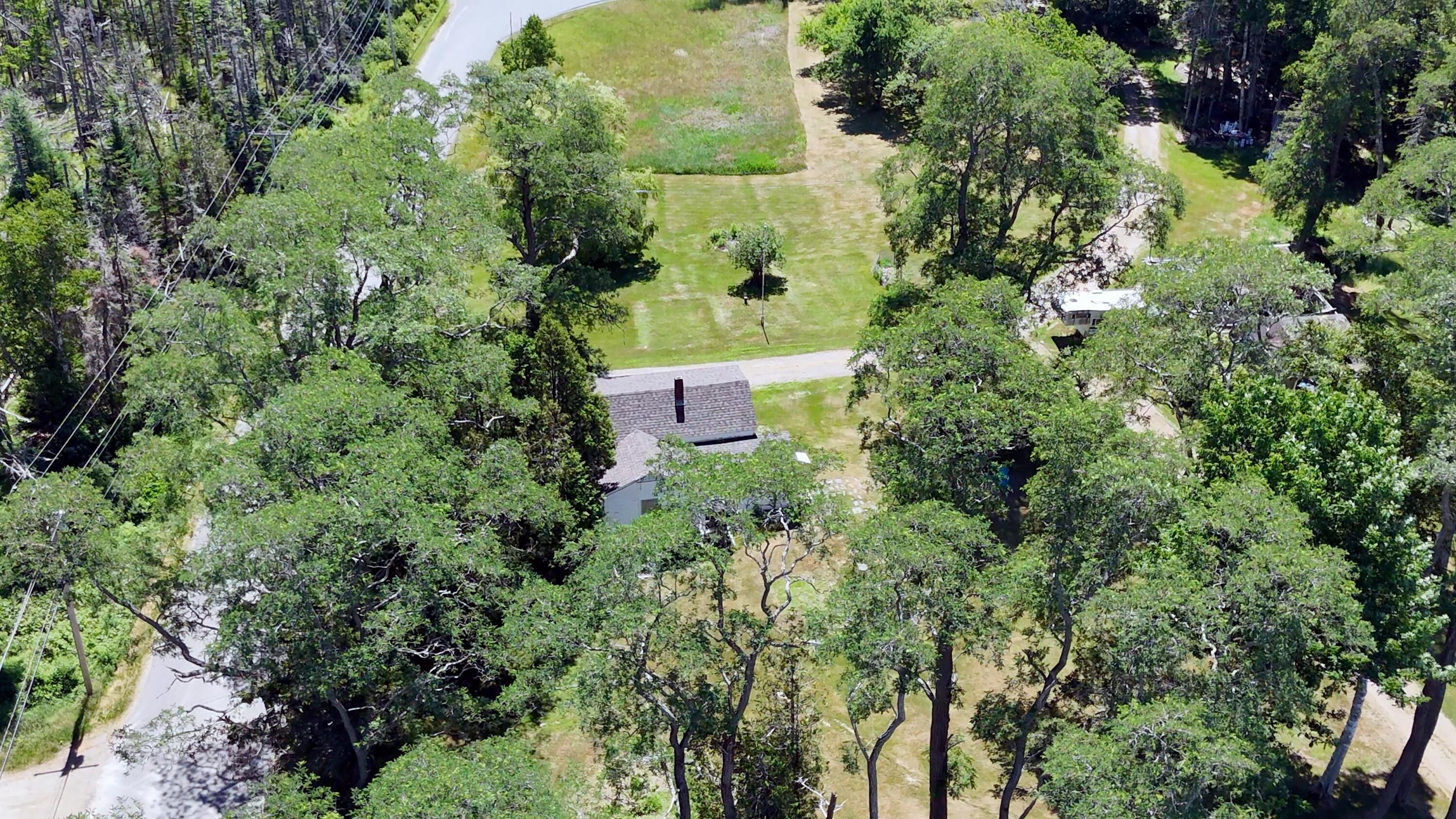 521 West Bay Road Property Photo 12