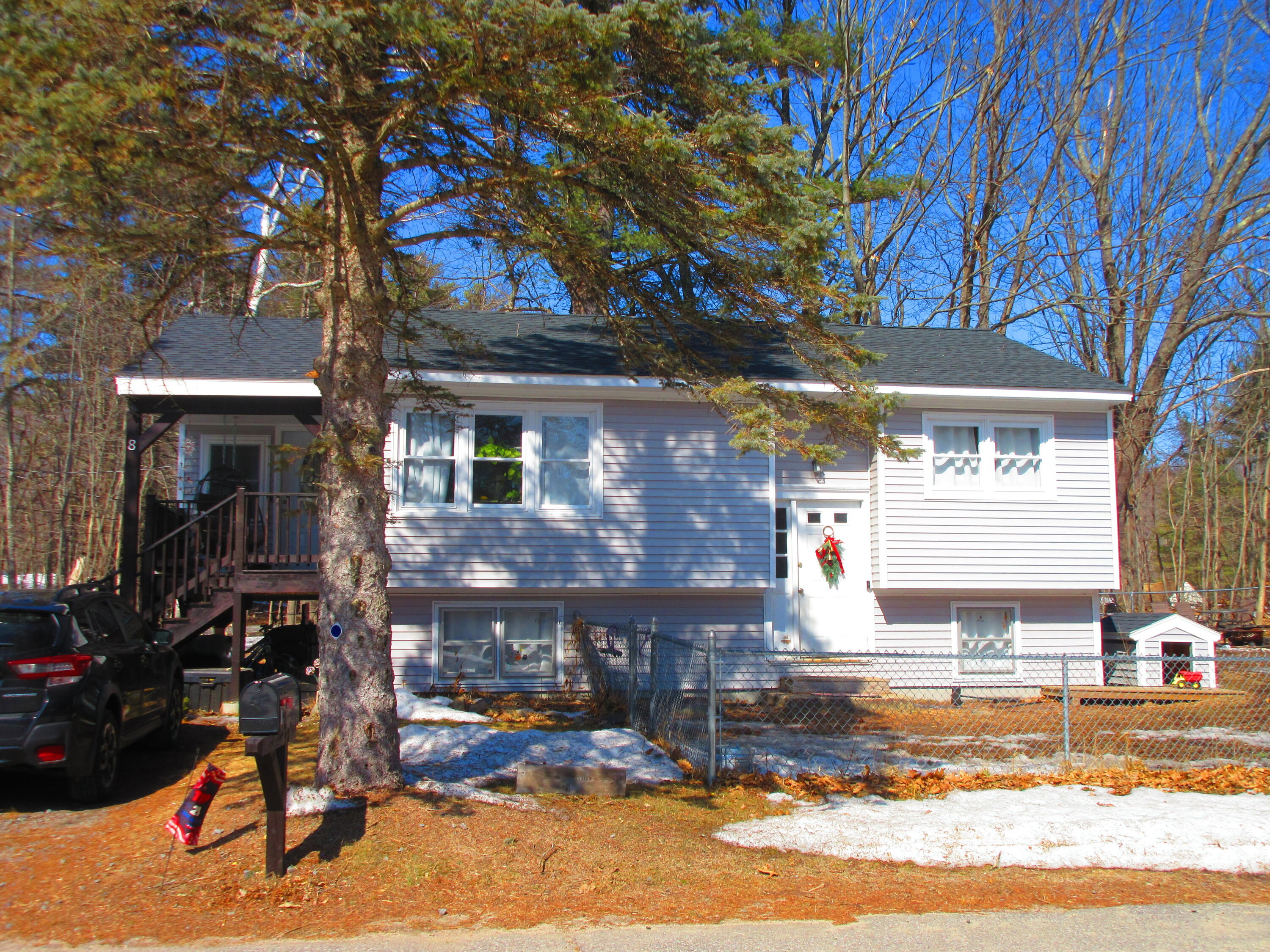 8 Emery Circle Property Photo 1