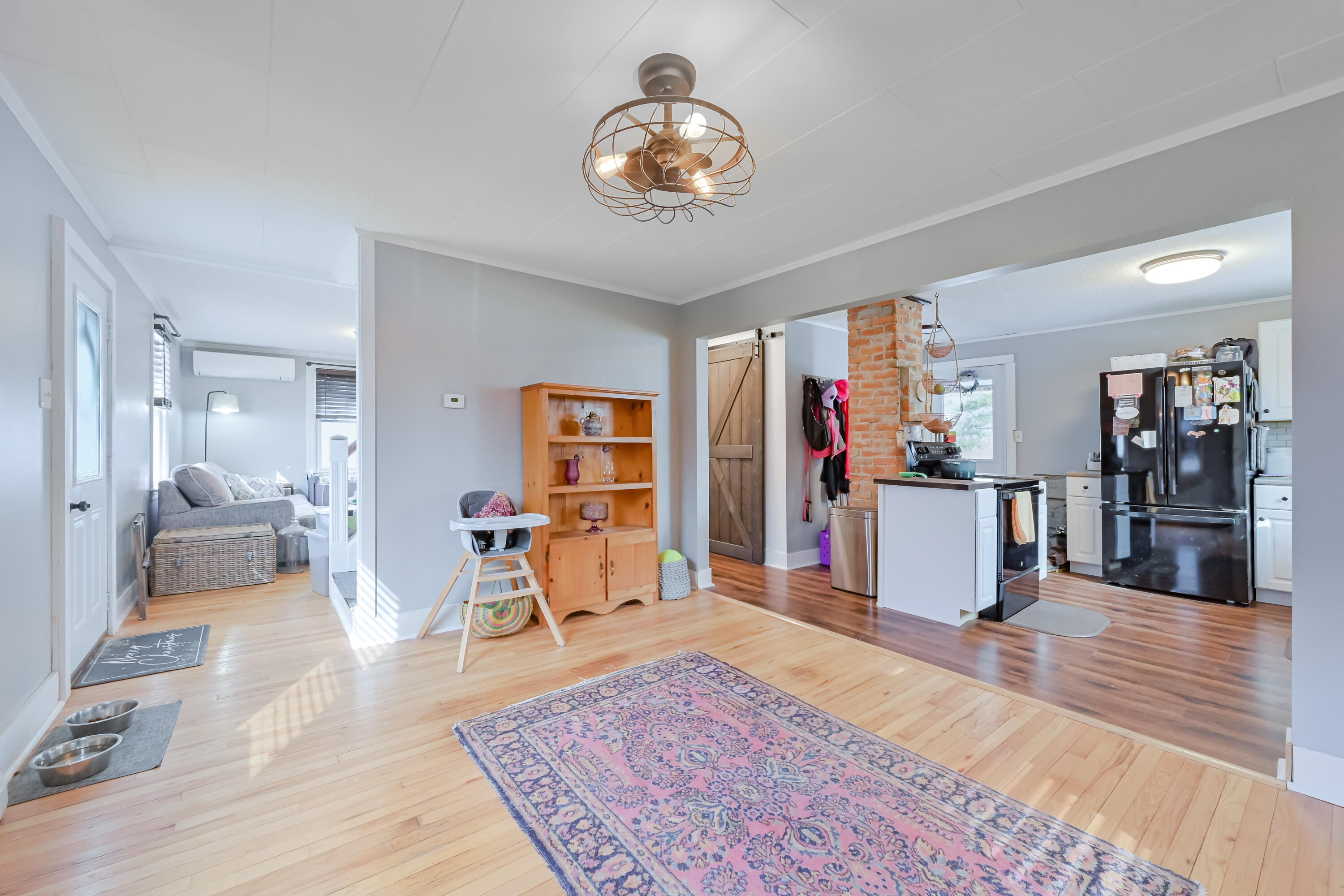 18 Military Avenue Property Photo 7
