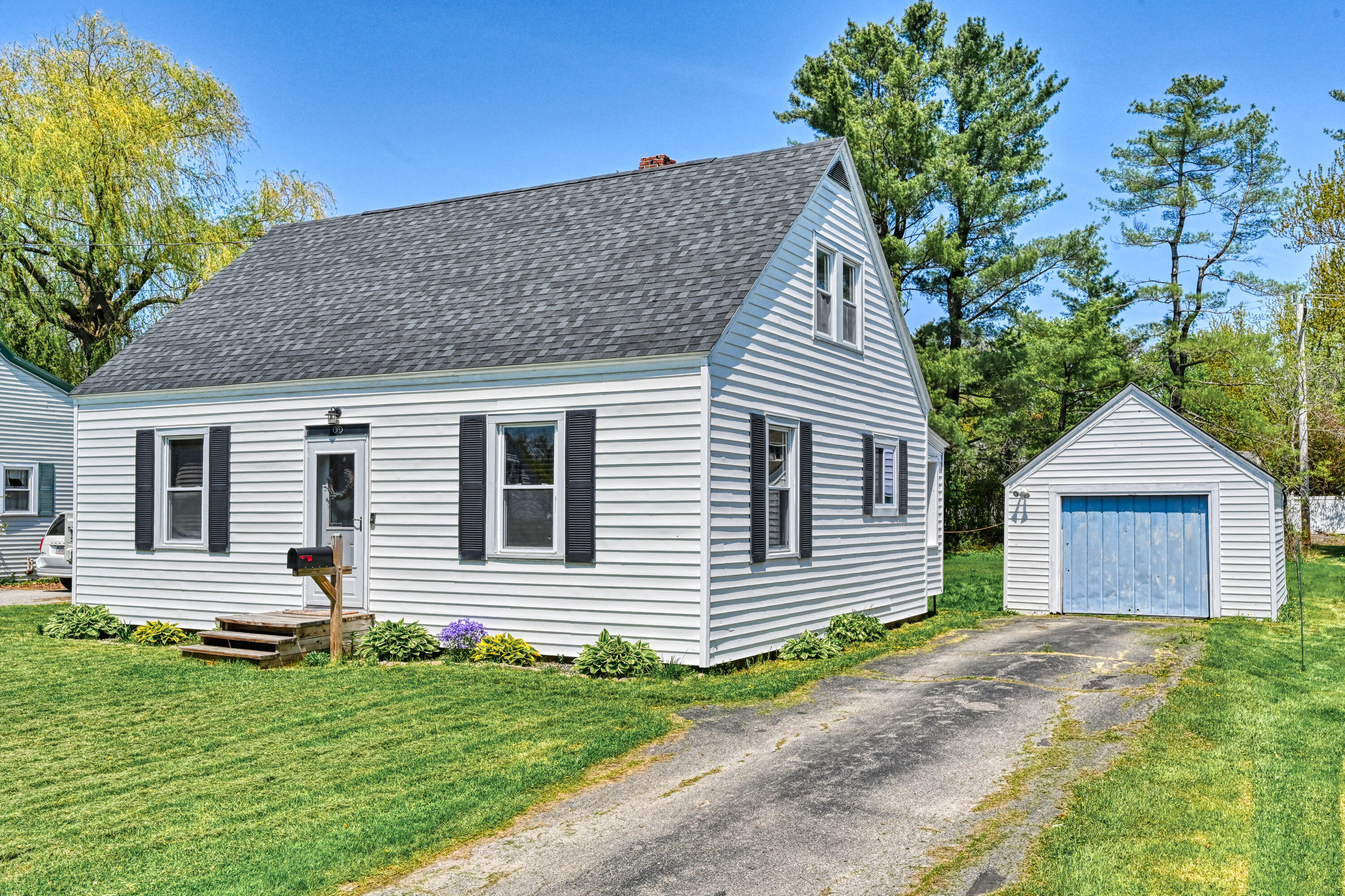 18 Military Avenue Property Photo 19