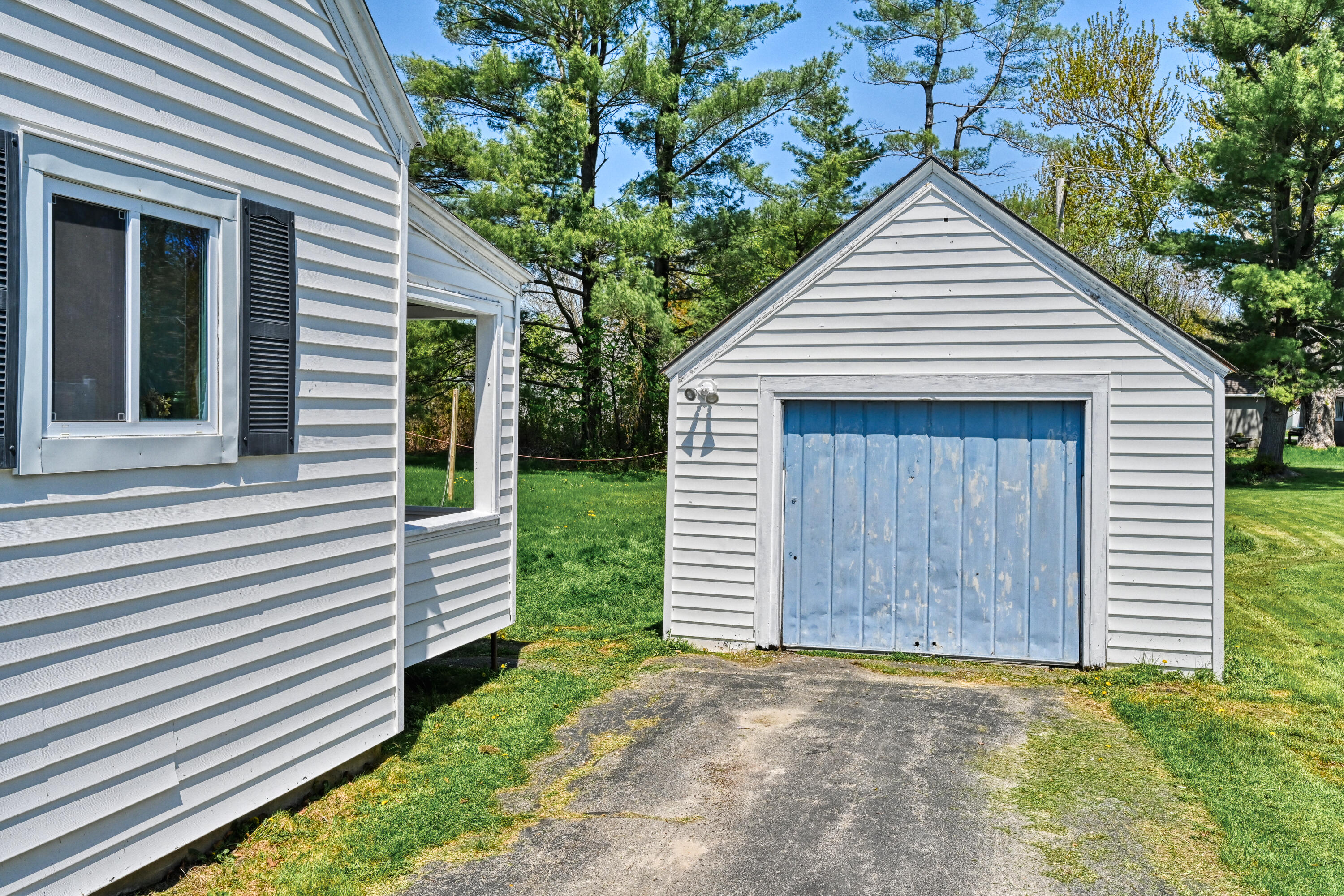 18 Military Avenue Property Photo 24