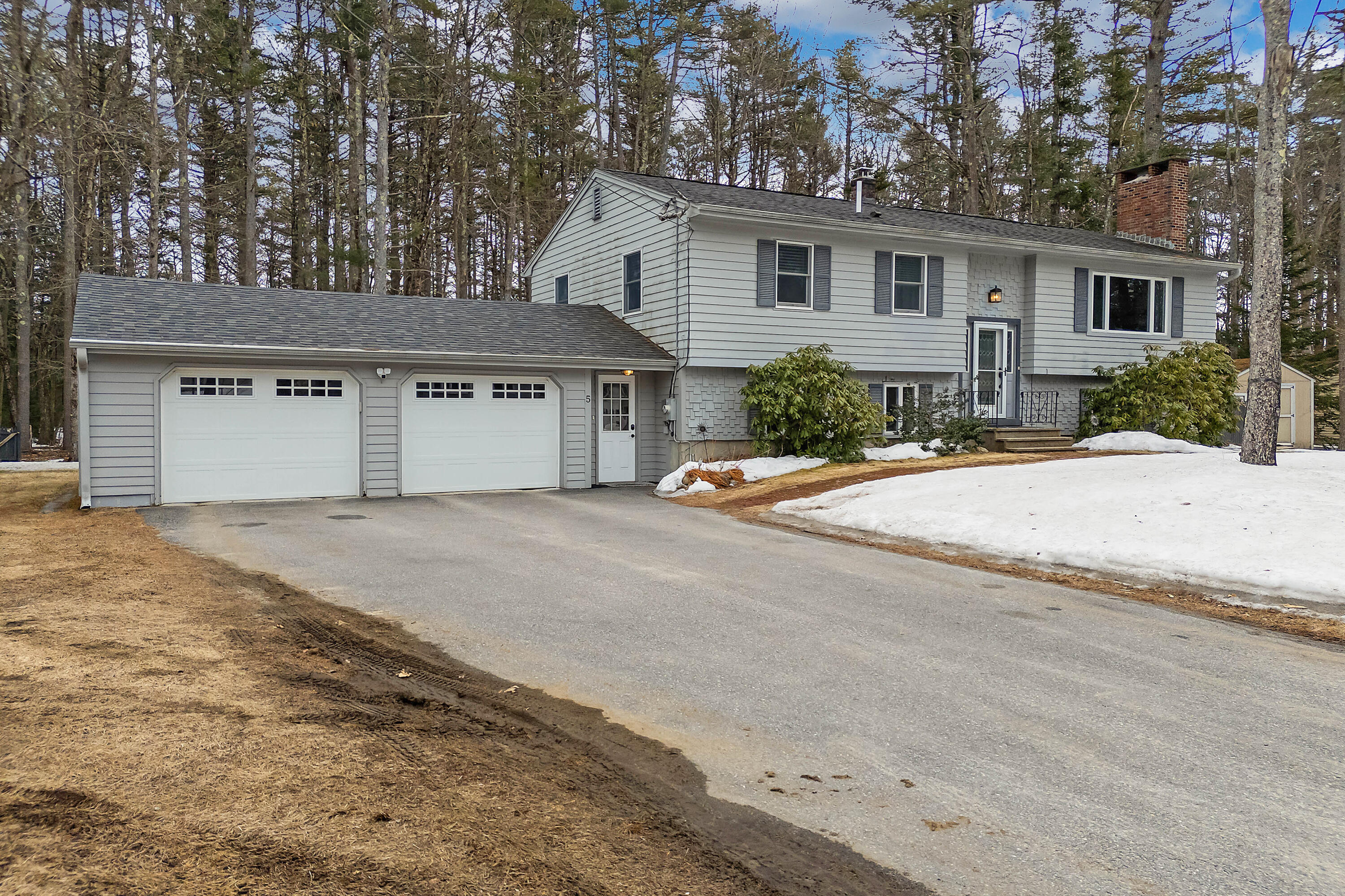5 Merrymeeting Drive Property Photo