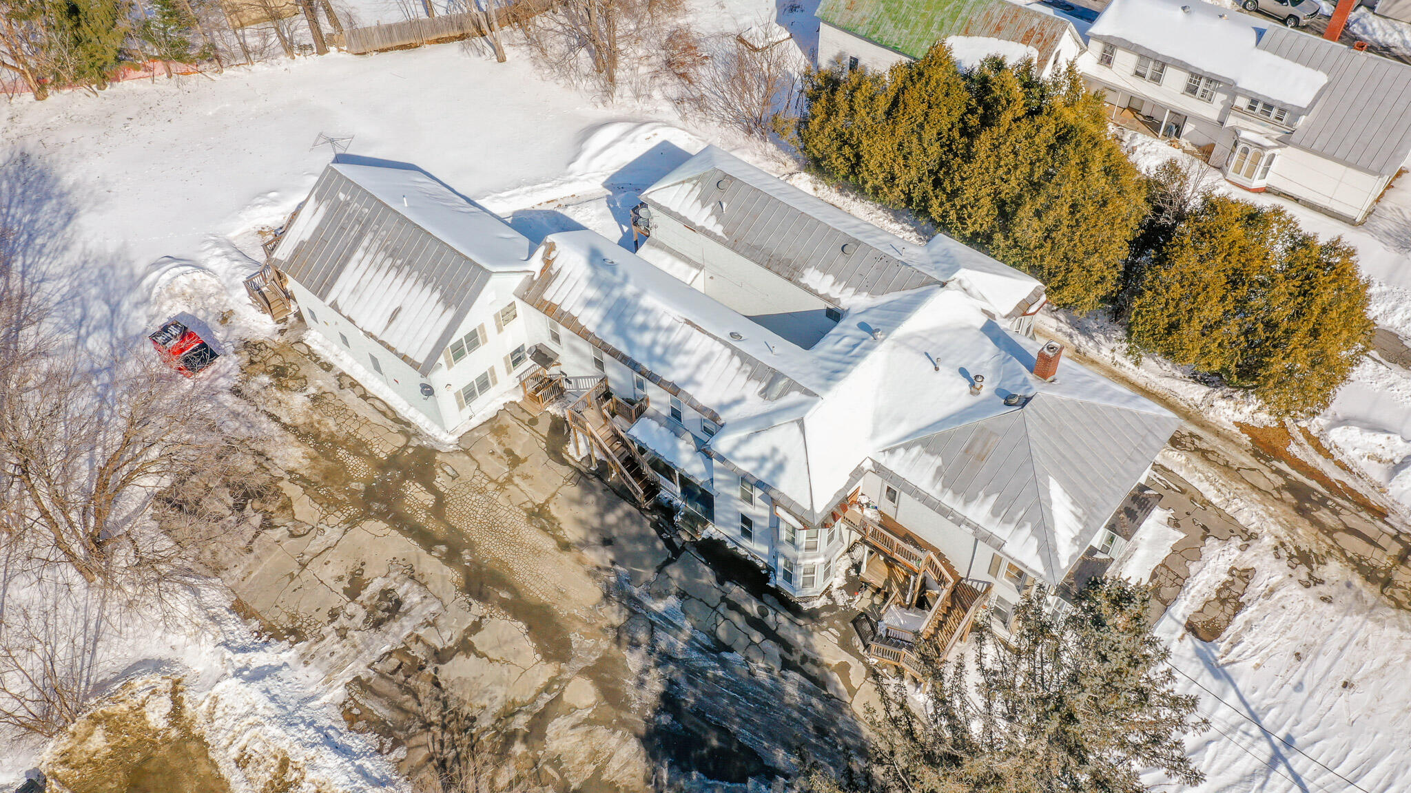 330 Water Street Property Photo