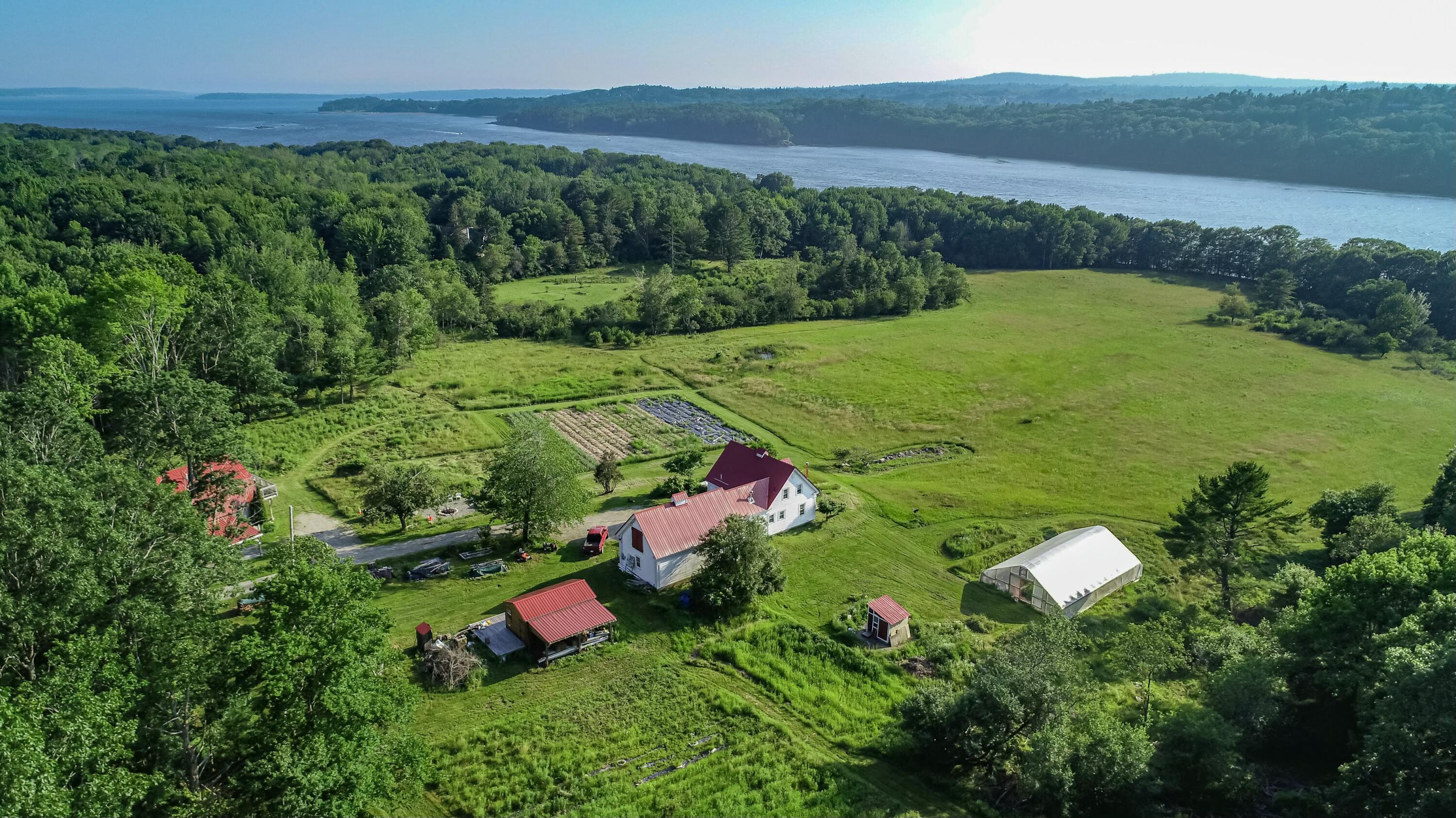 Verona Island Real Estate Listings Main Image