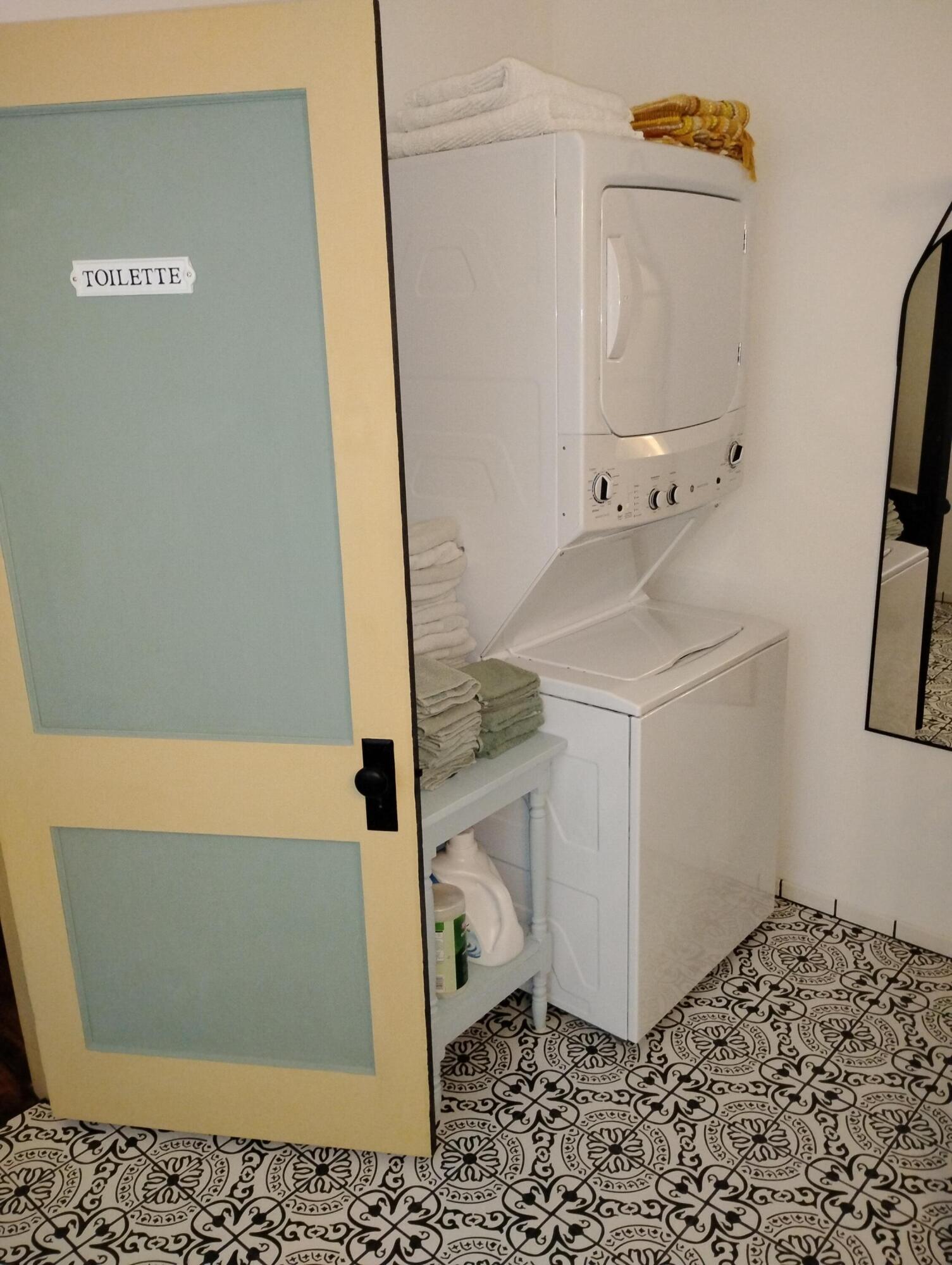 6 School Street Property Photo 45