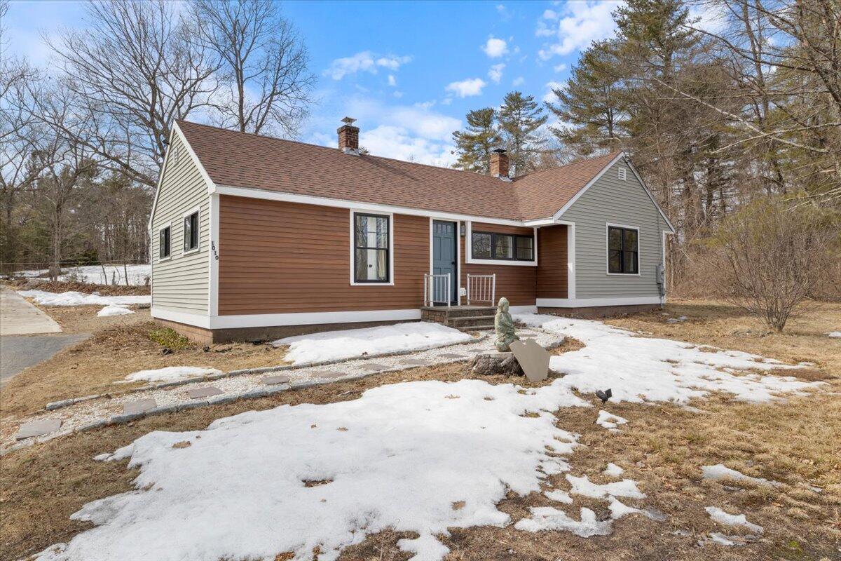 1010 Sanford Road Property Photo