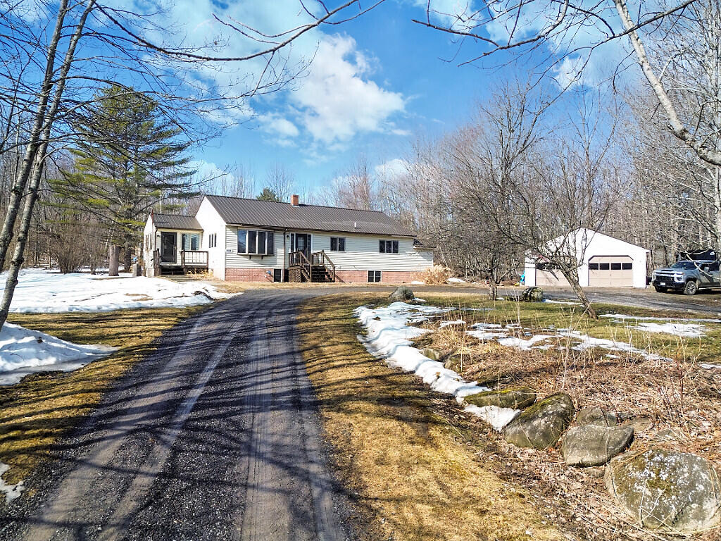 3530 Middle Road Property Photo