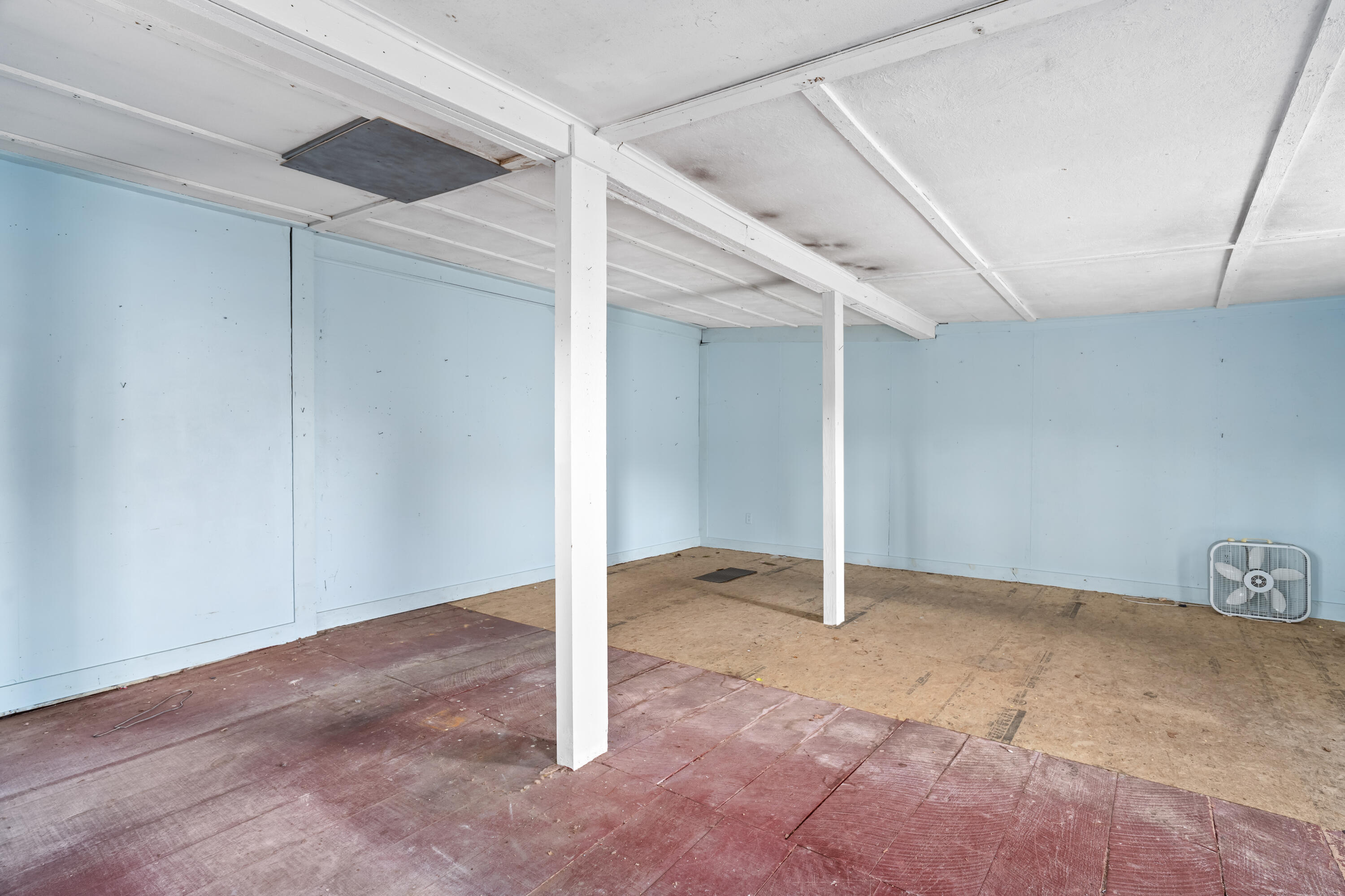 1755 Post Road Property Photo 8