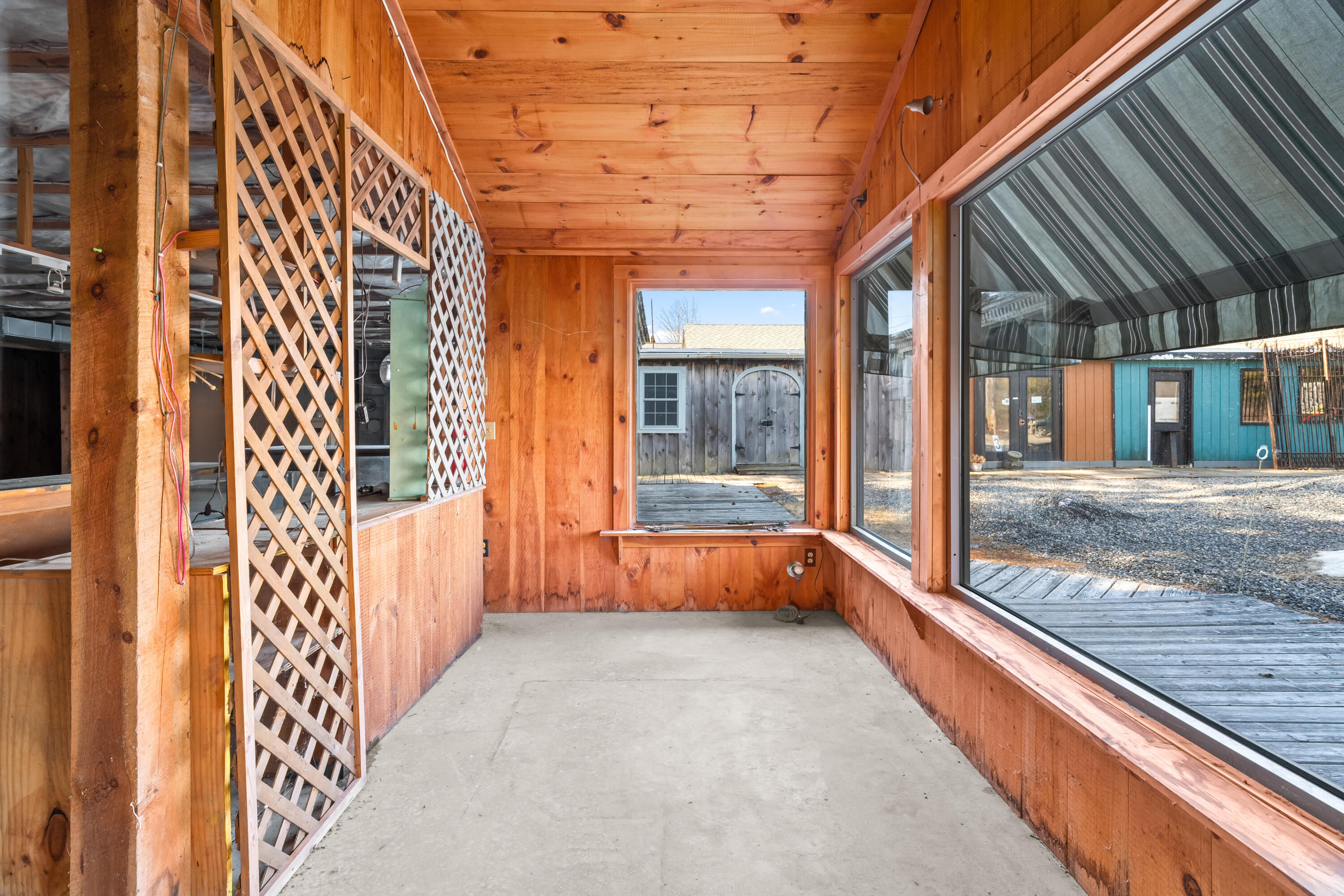 1755 Post Road Property Photo 8
