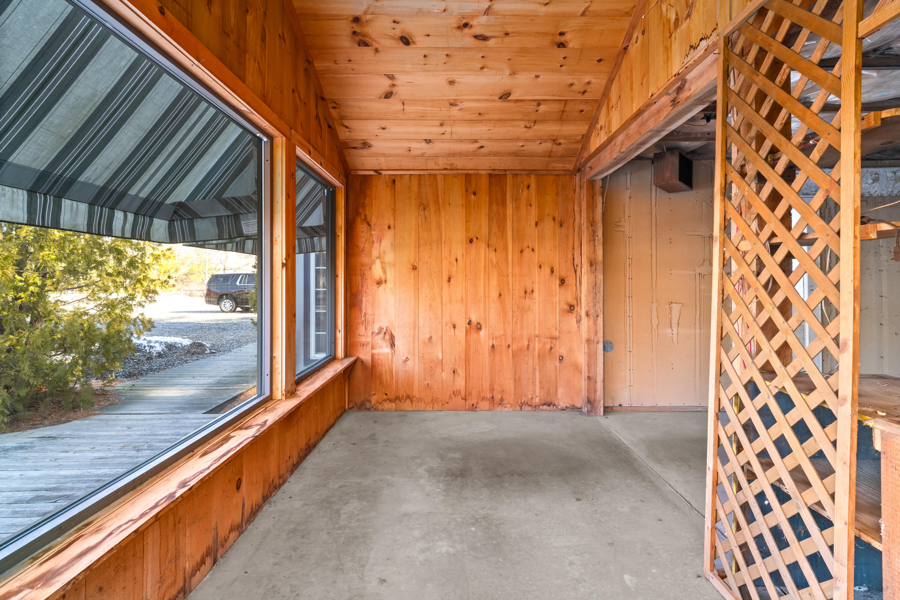 1755 Post Road Property Photo 9