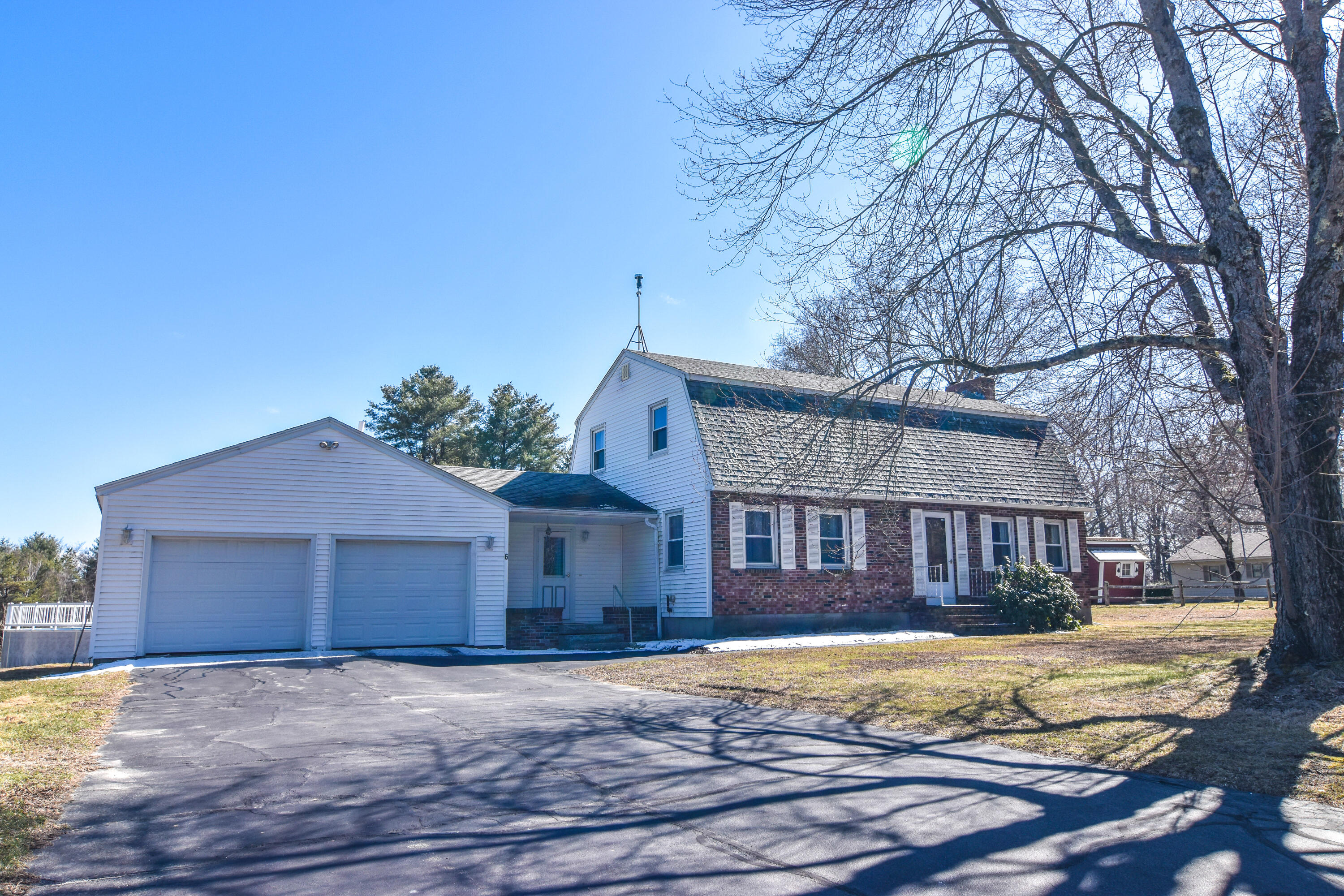 6 Dunn Drive Property Photo