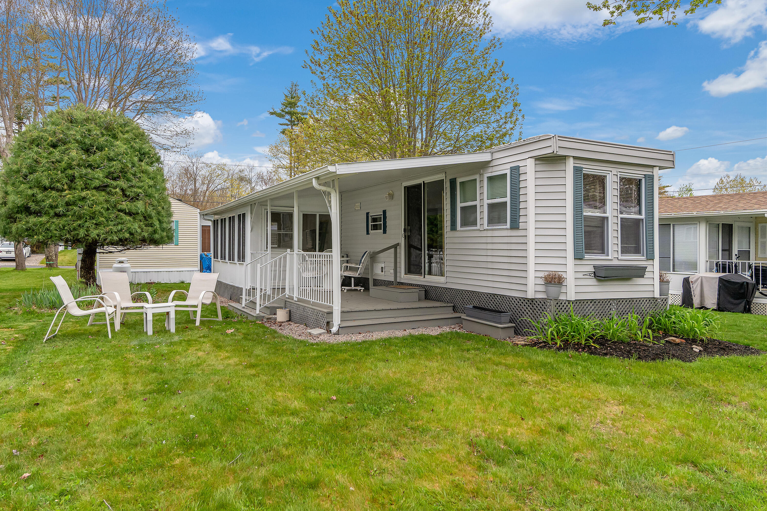620 Post Road Property Photo