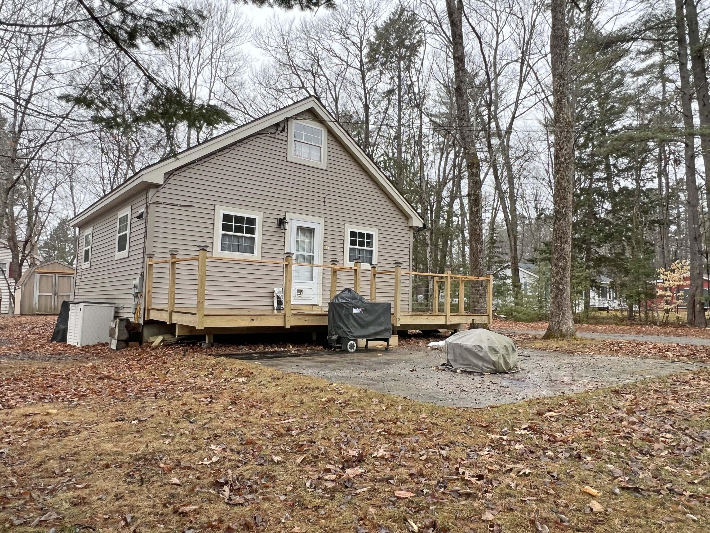 25 Garland Road Property Photo