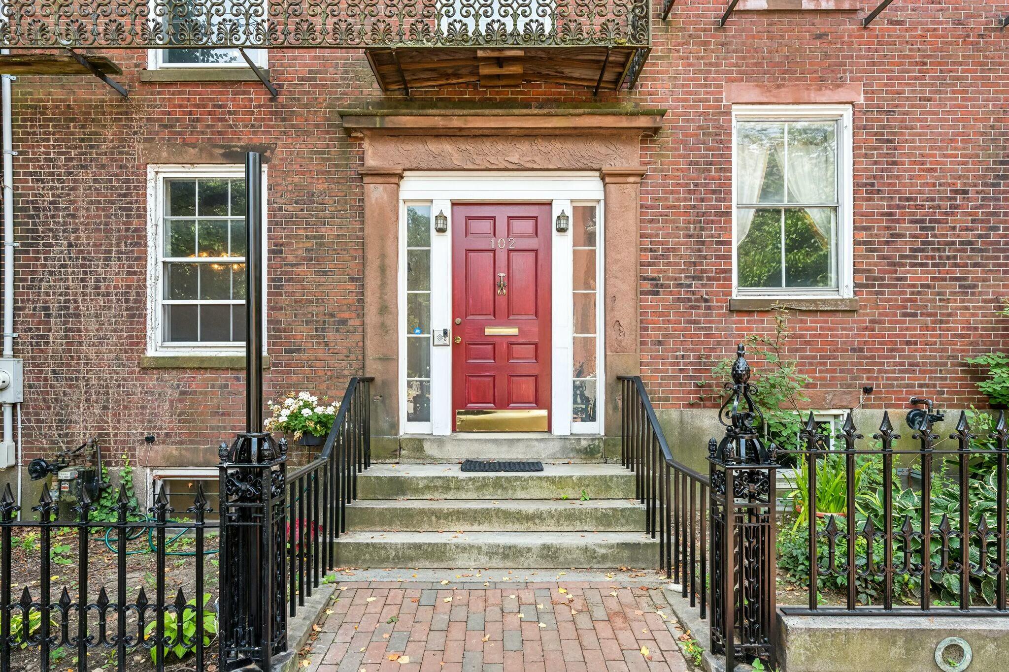 102 Park Street Property Photo