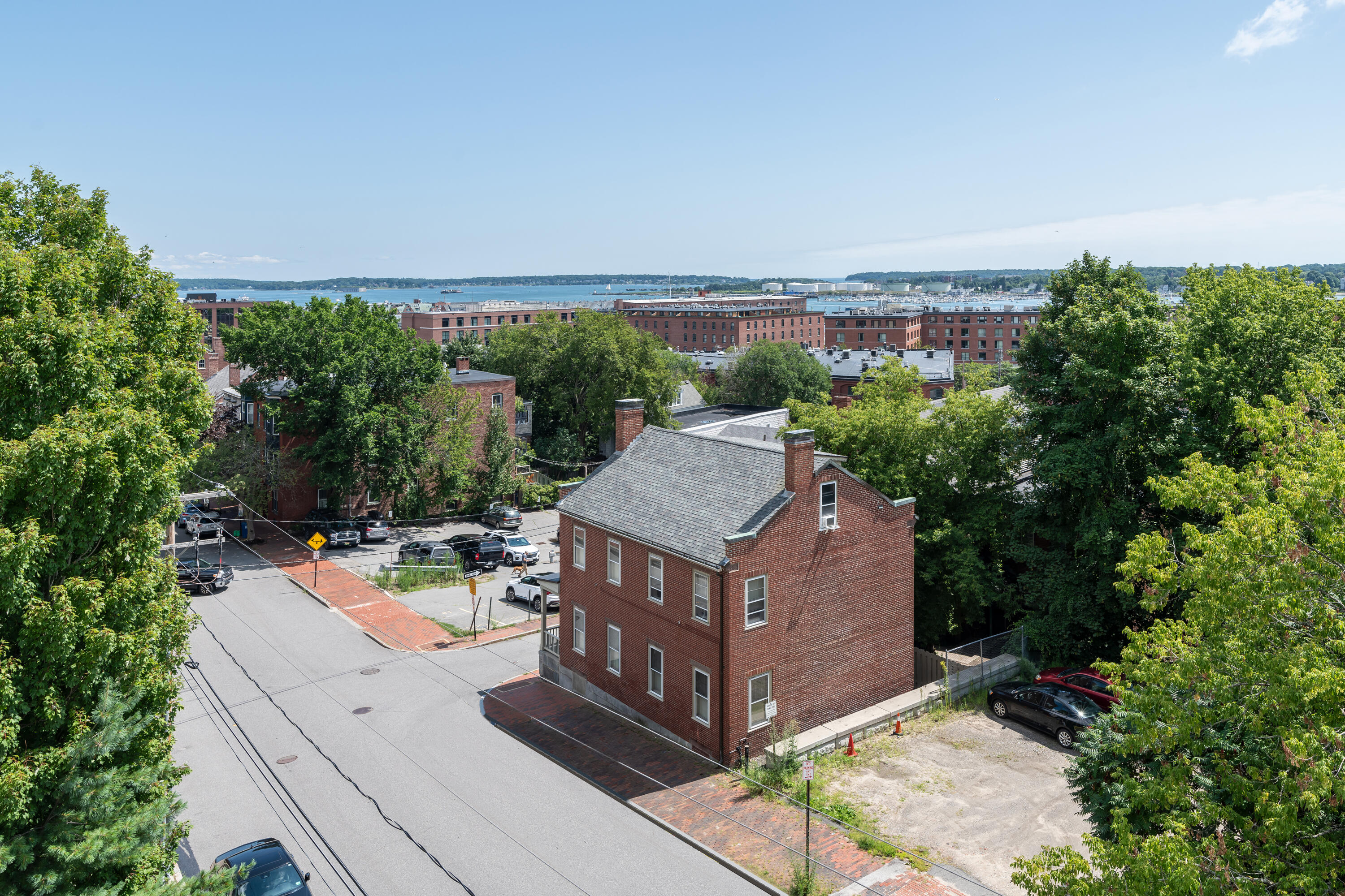 68 Pleasant Street Property Photo