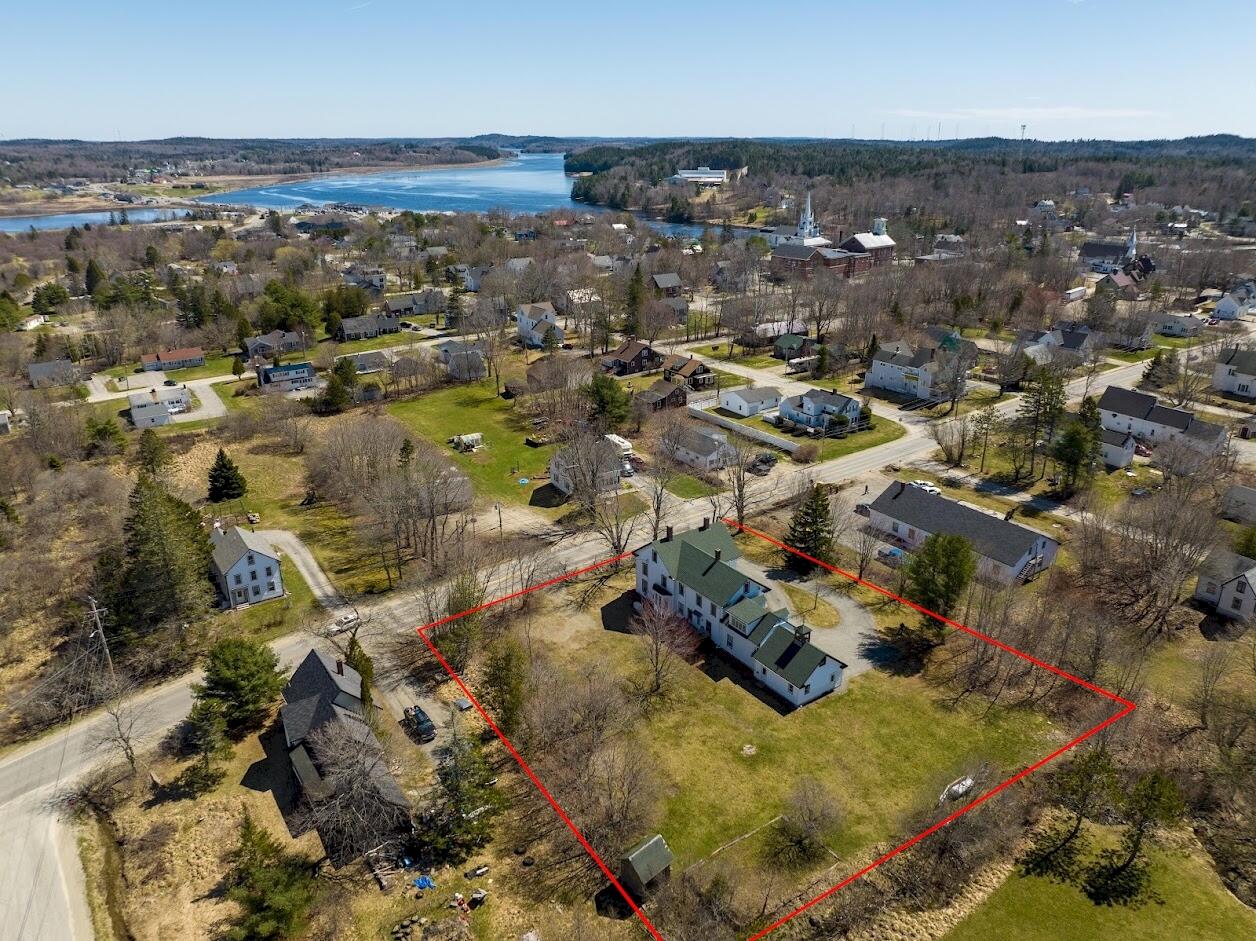 44 Broadway Street Property Photo 10