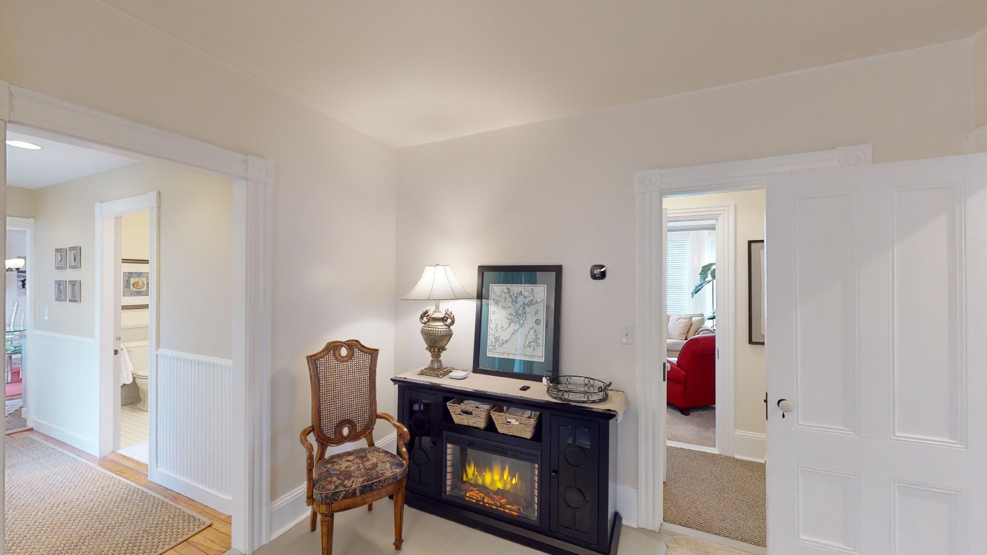 44 Broadway Street Property Photo 24