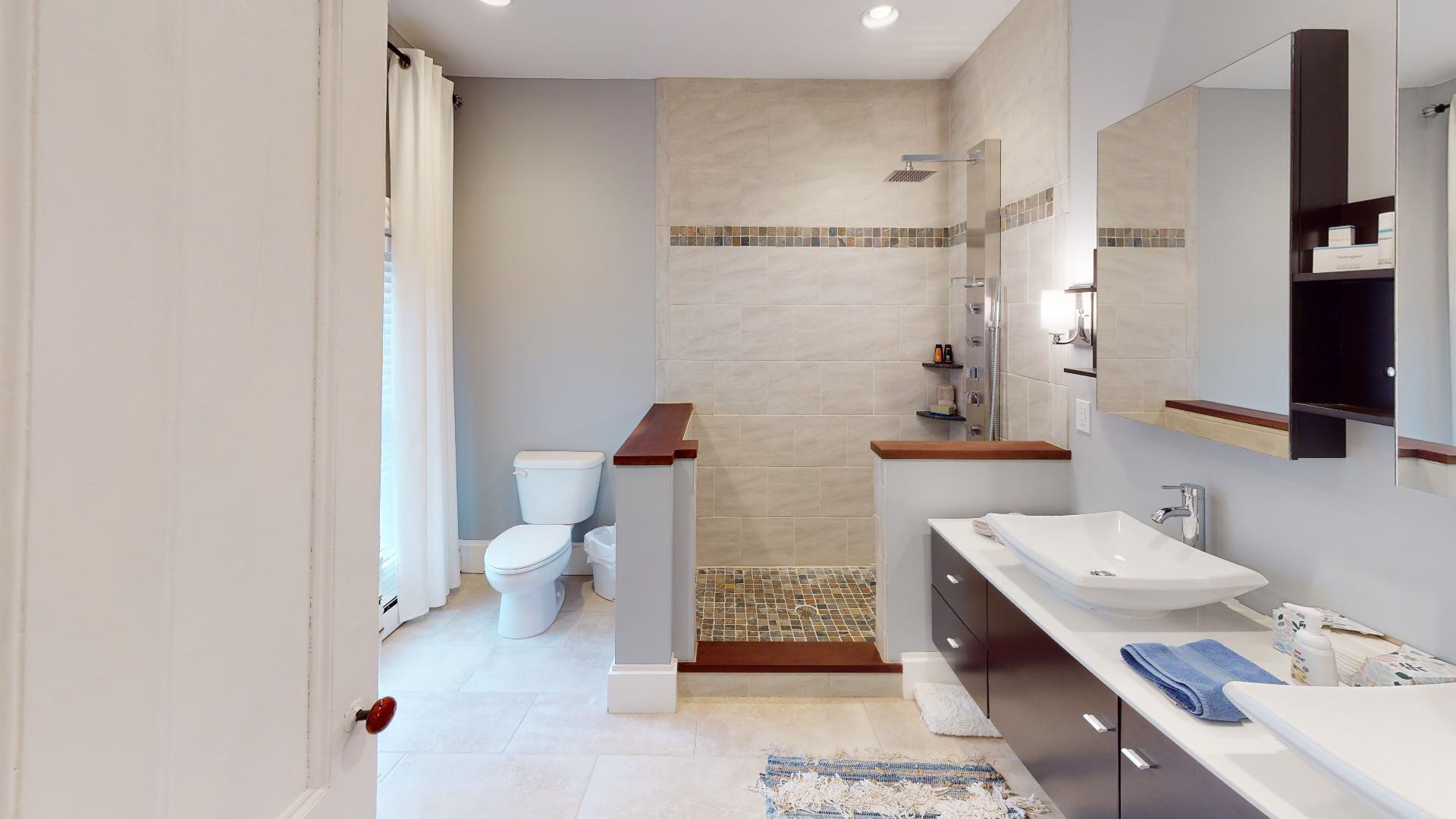 44 Broadway Street Property Photo 57
