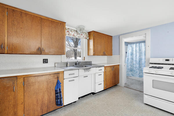 138 Flat Road Property Photo 6