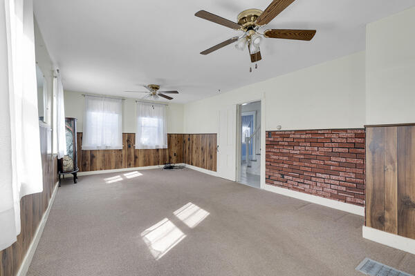 138 Flat Road Property Photo 7